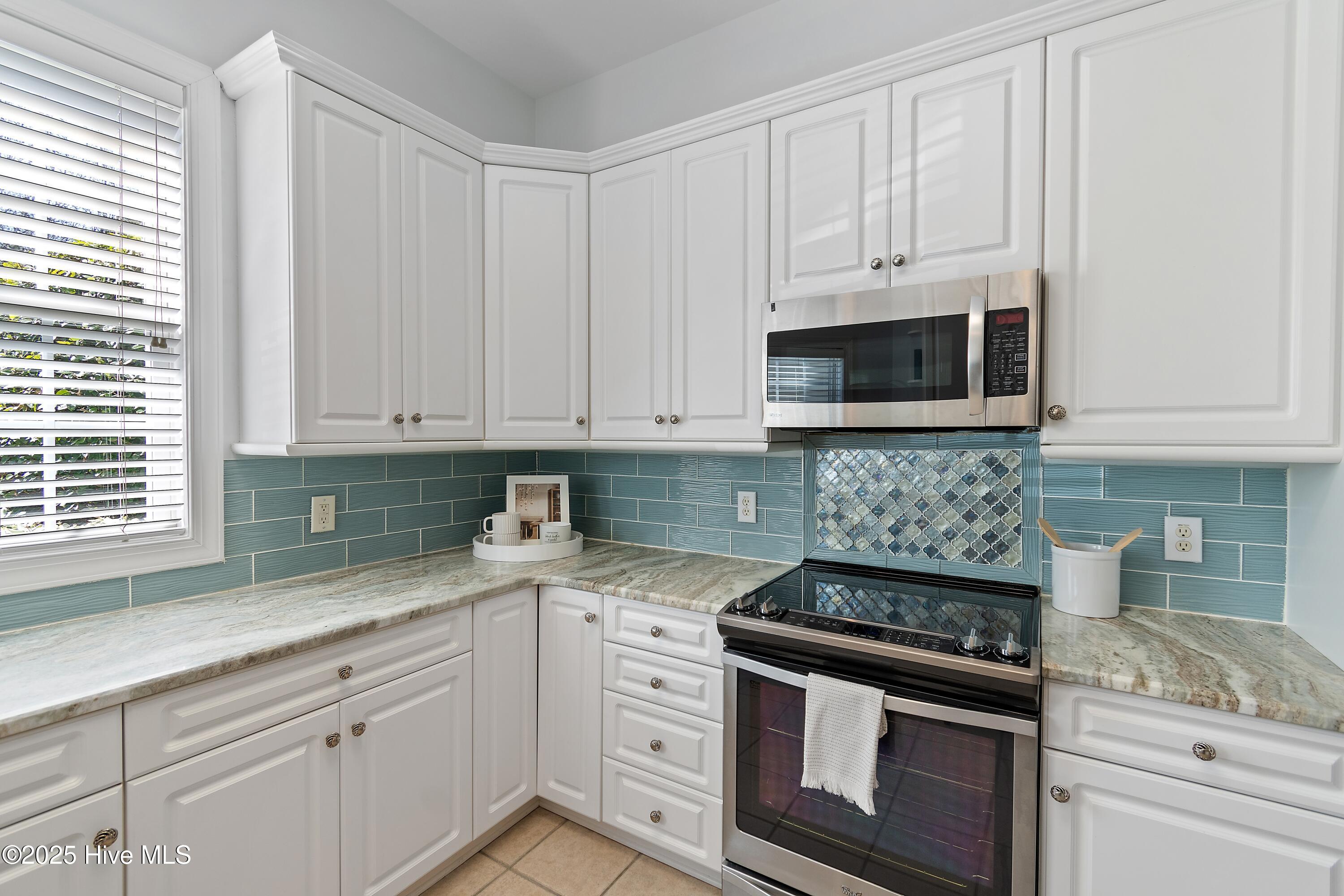 3138 Lakeside Commons Drive SE, 4
