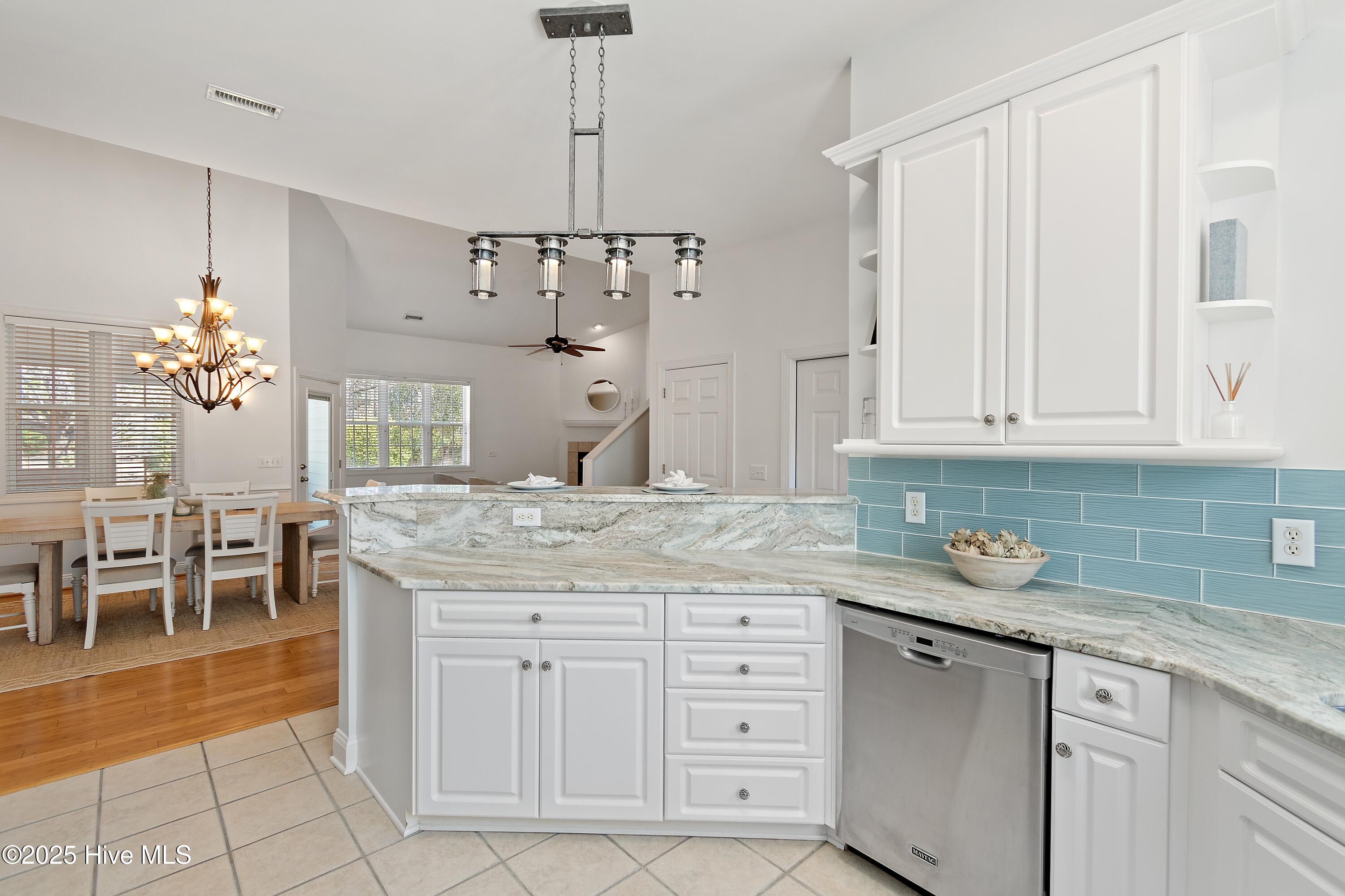 3138 Lakeside Commons Drive SE, 4