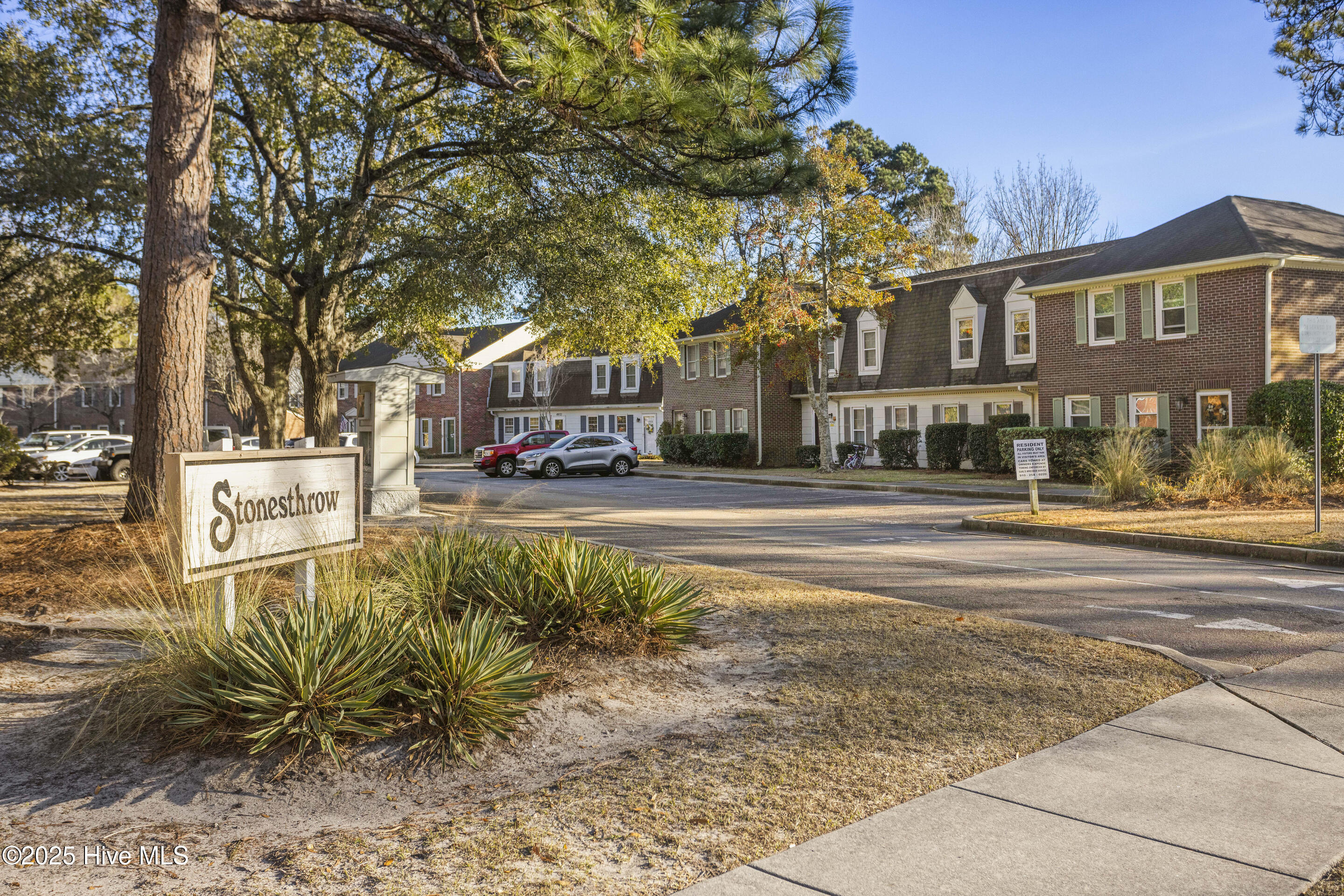 4905 Marlin Court