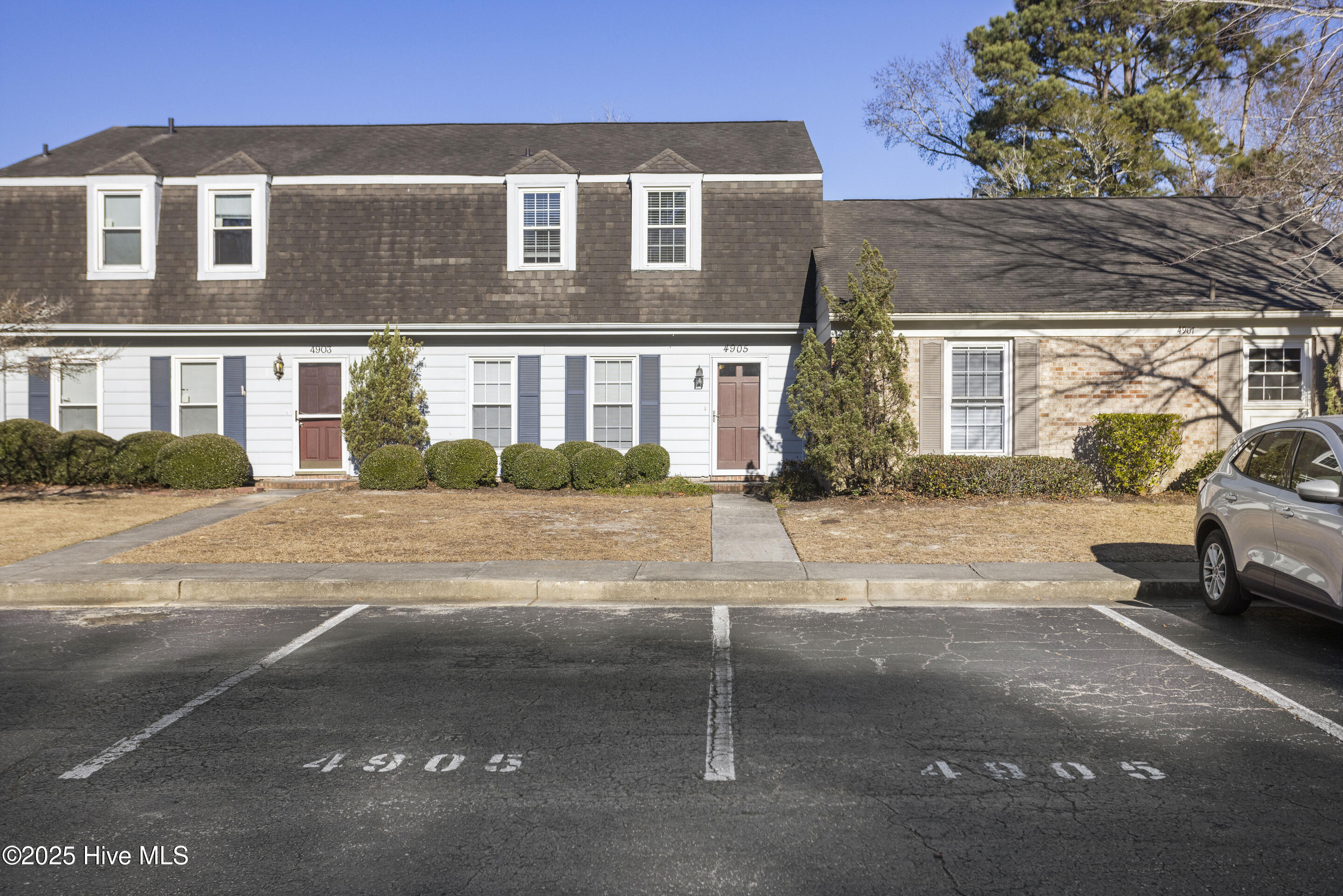 4905 Marlin Court