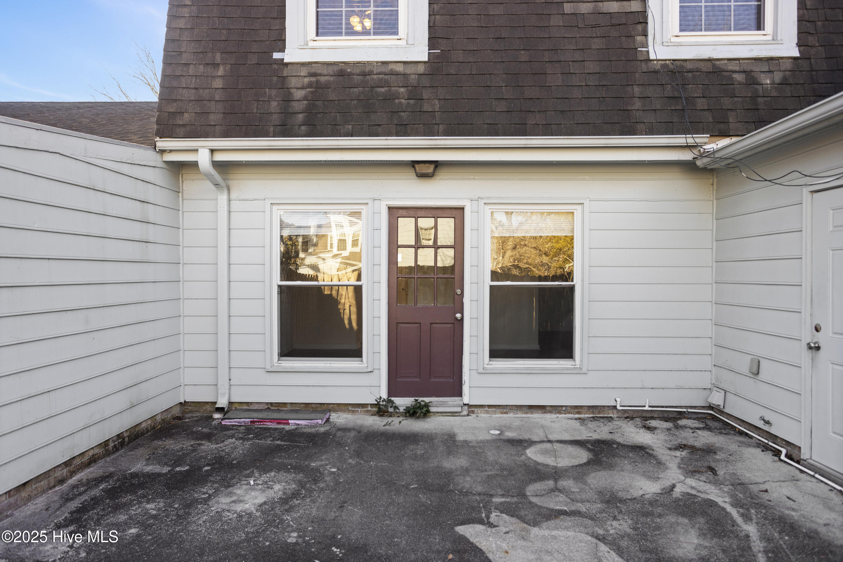 4905 Marlin Court