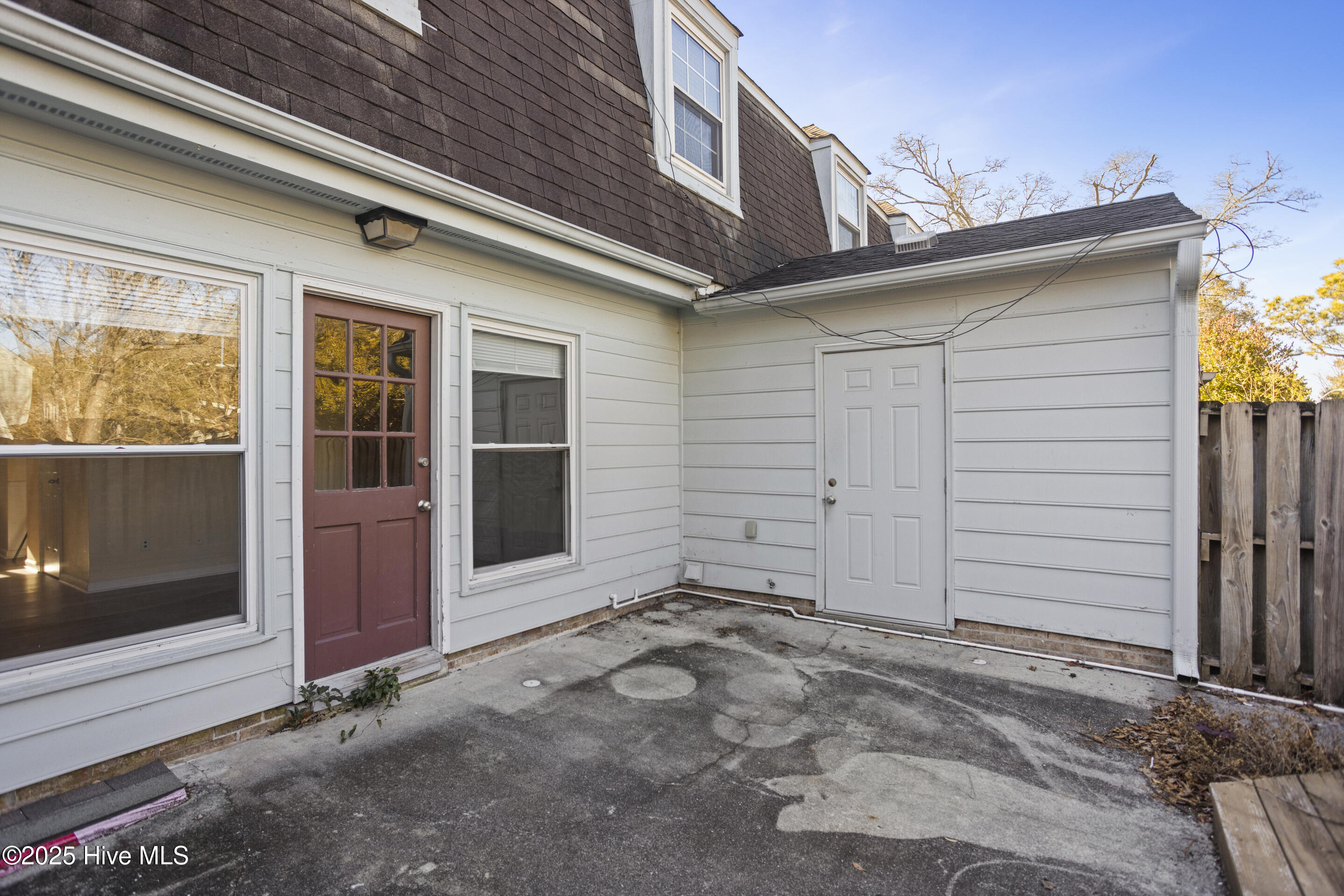 4905 Marlin Court