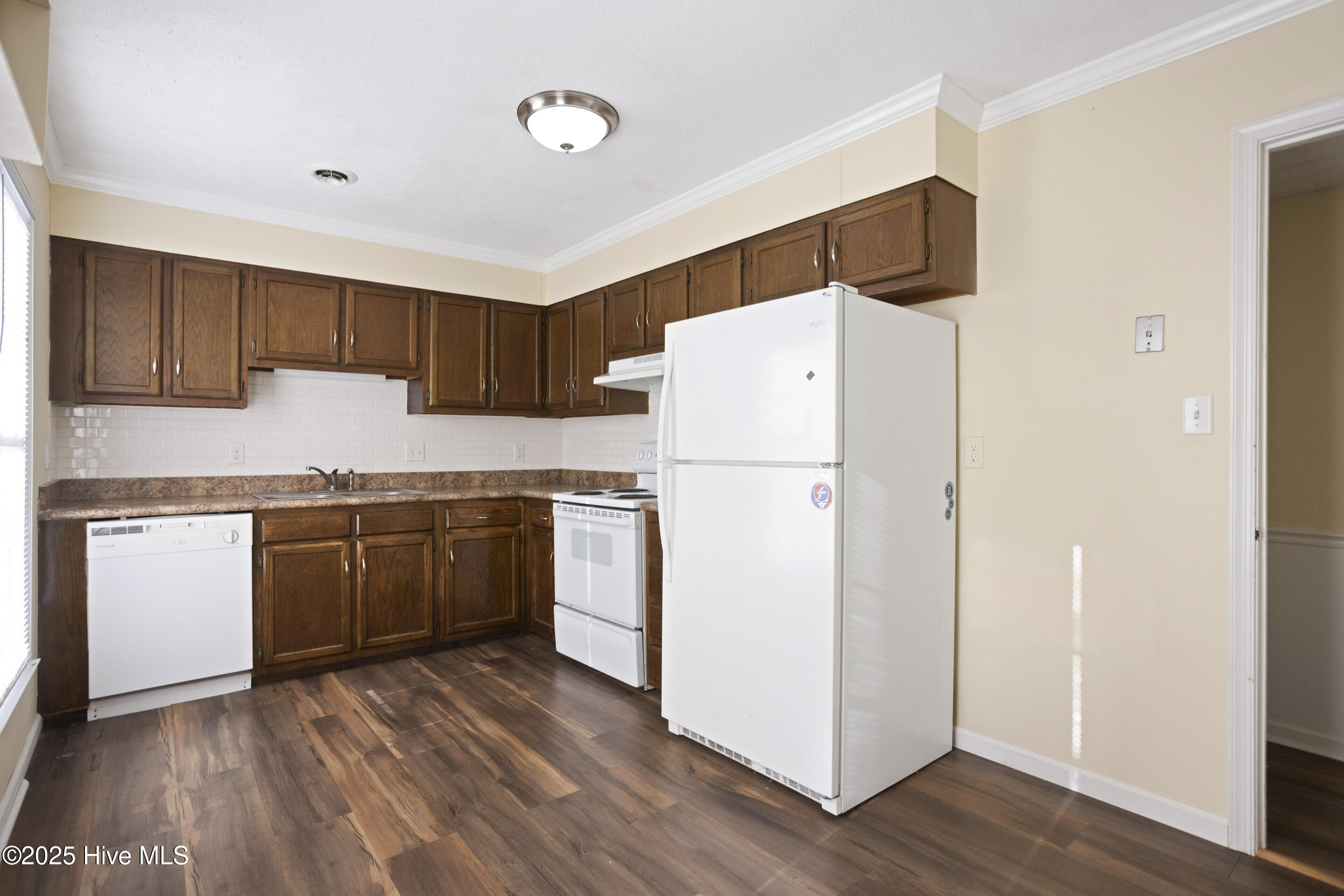 4905 Marlin Court