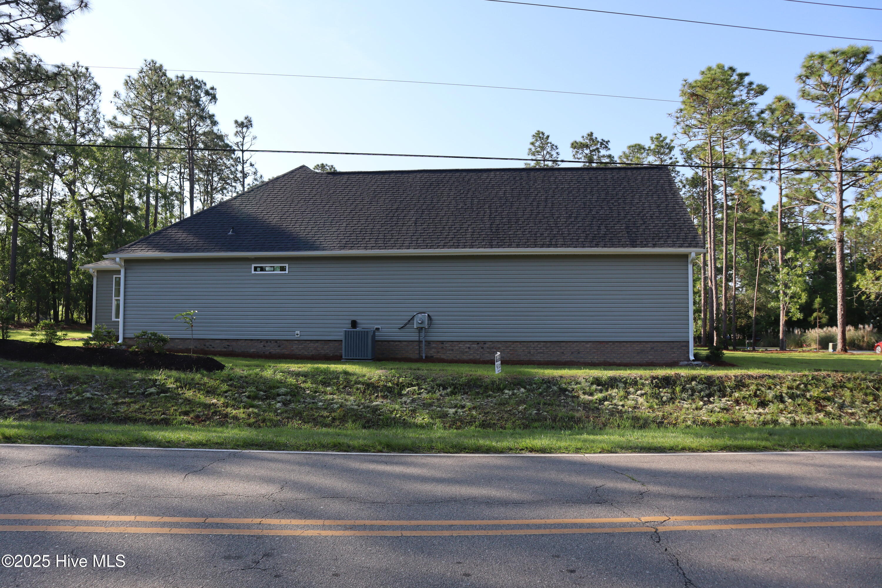 11 Pine Shore Drive