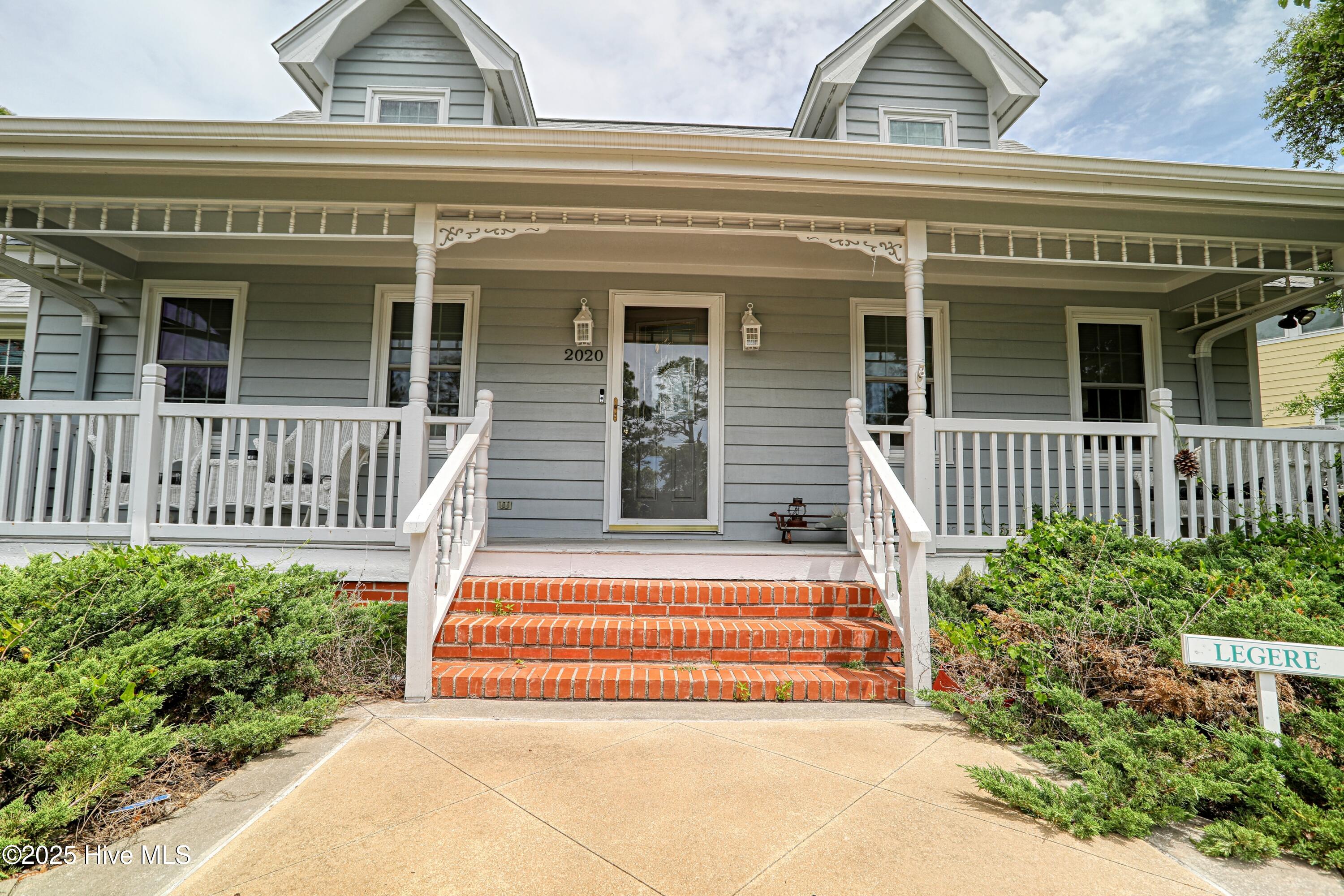 2020 Robert Ruark Drive SE