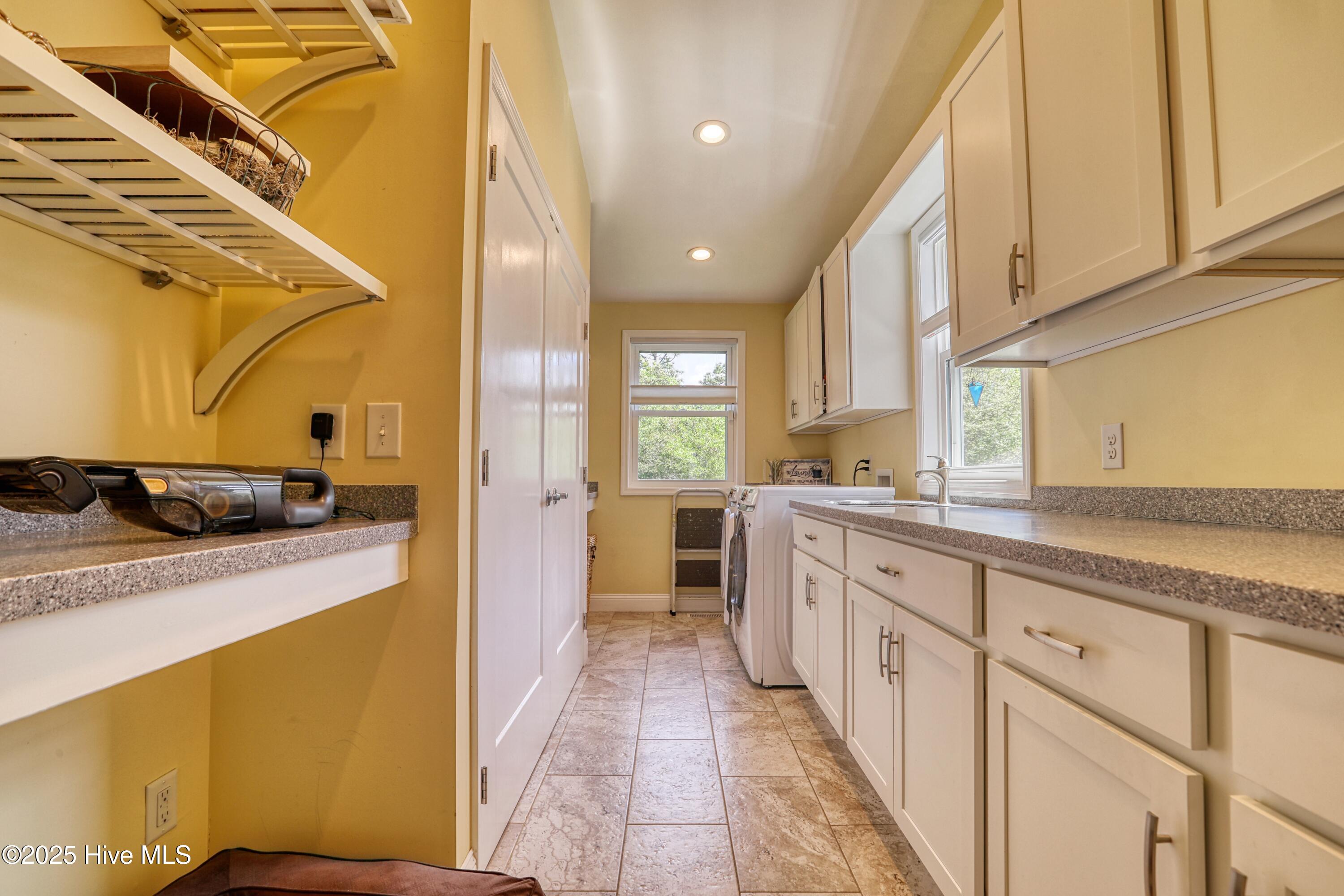 2020 Robert Ruark Drive SE
