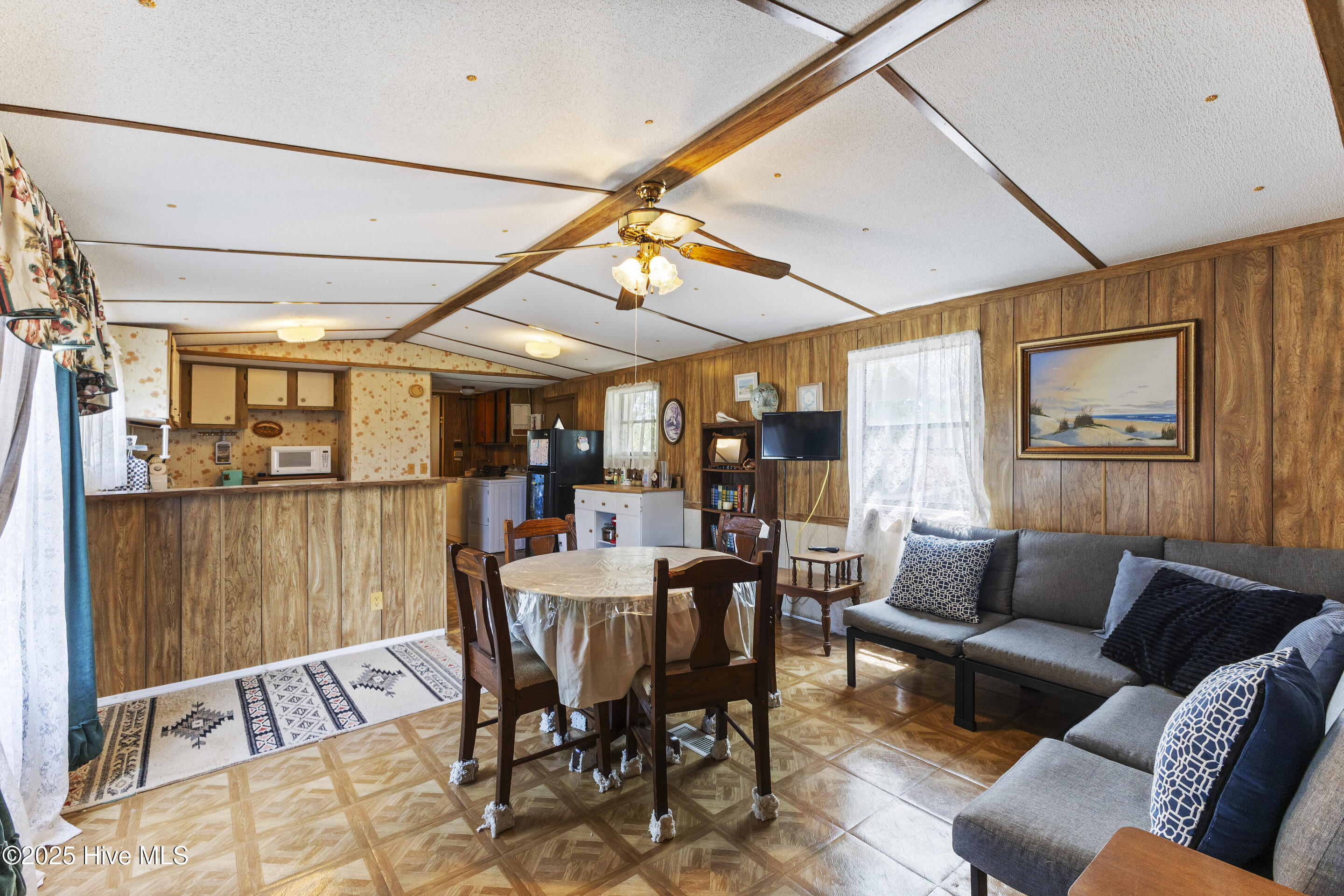 269 Maple Creek Road SW