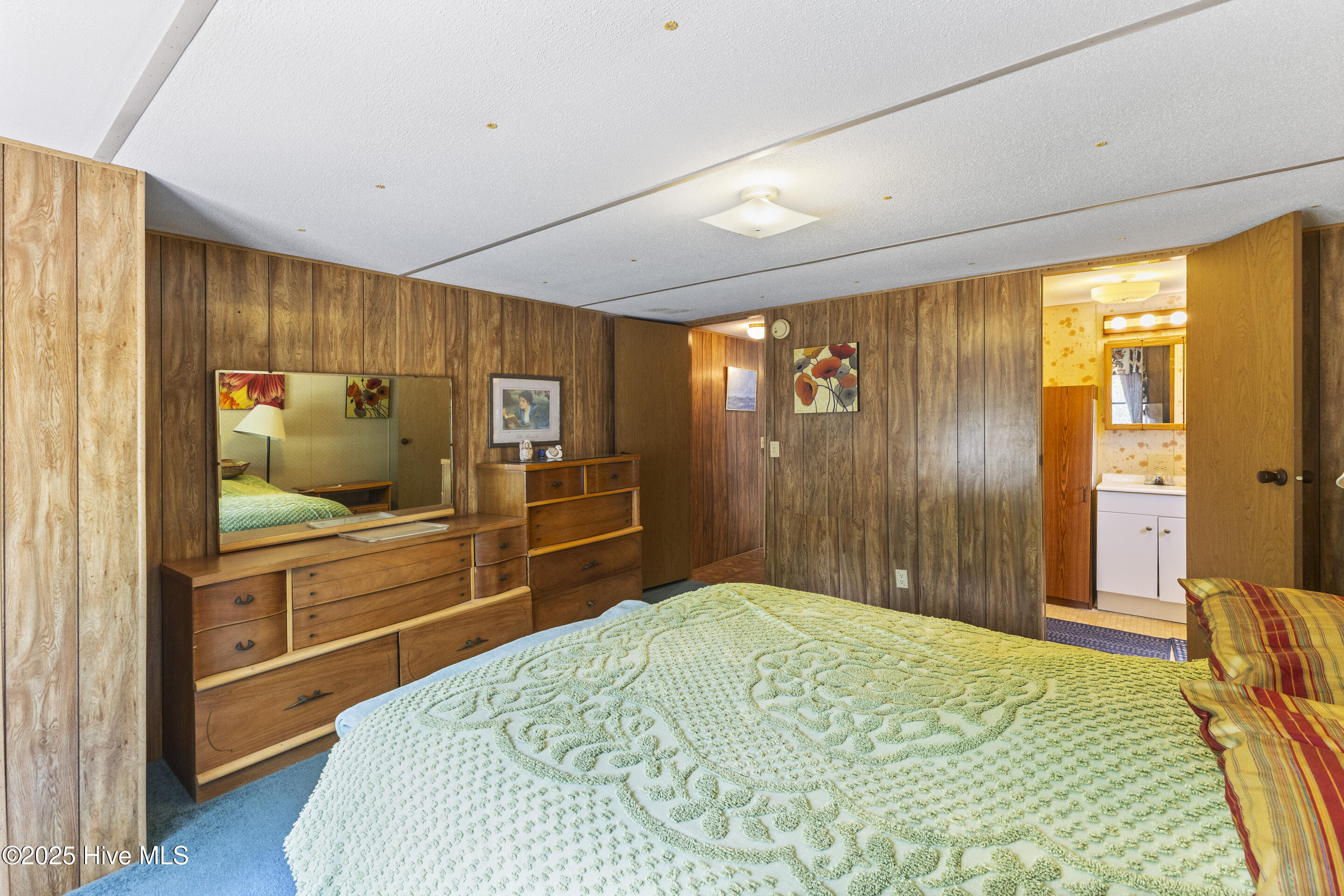 269 Maple Creek Road SW