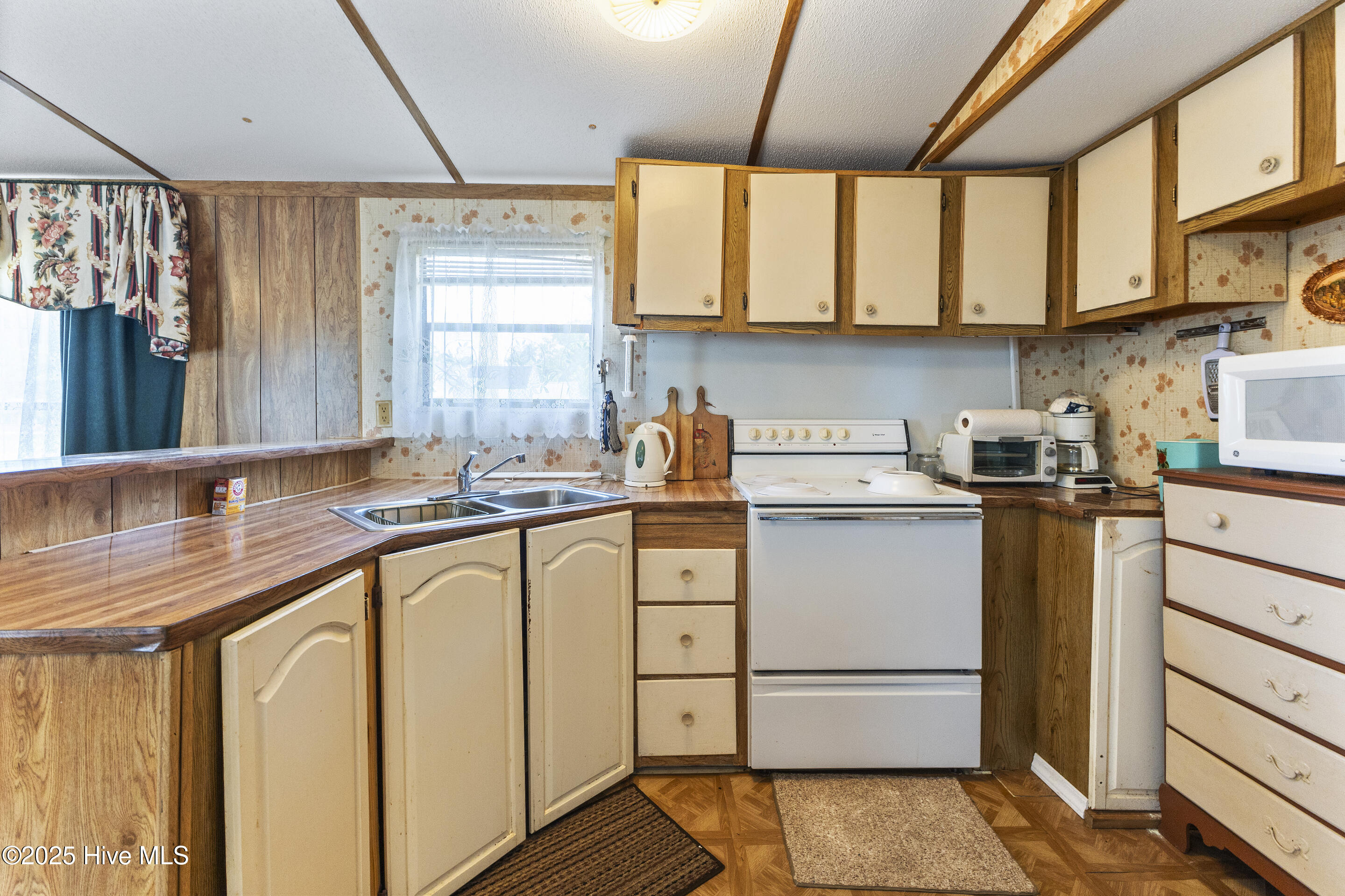 269 Maple Creek Road SW