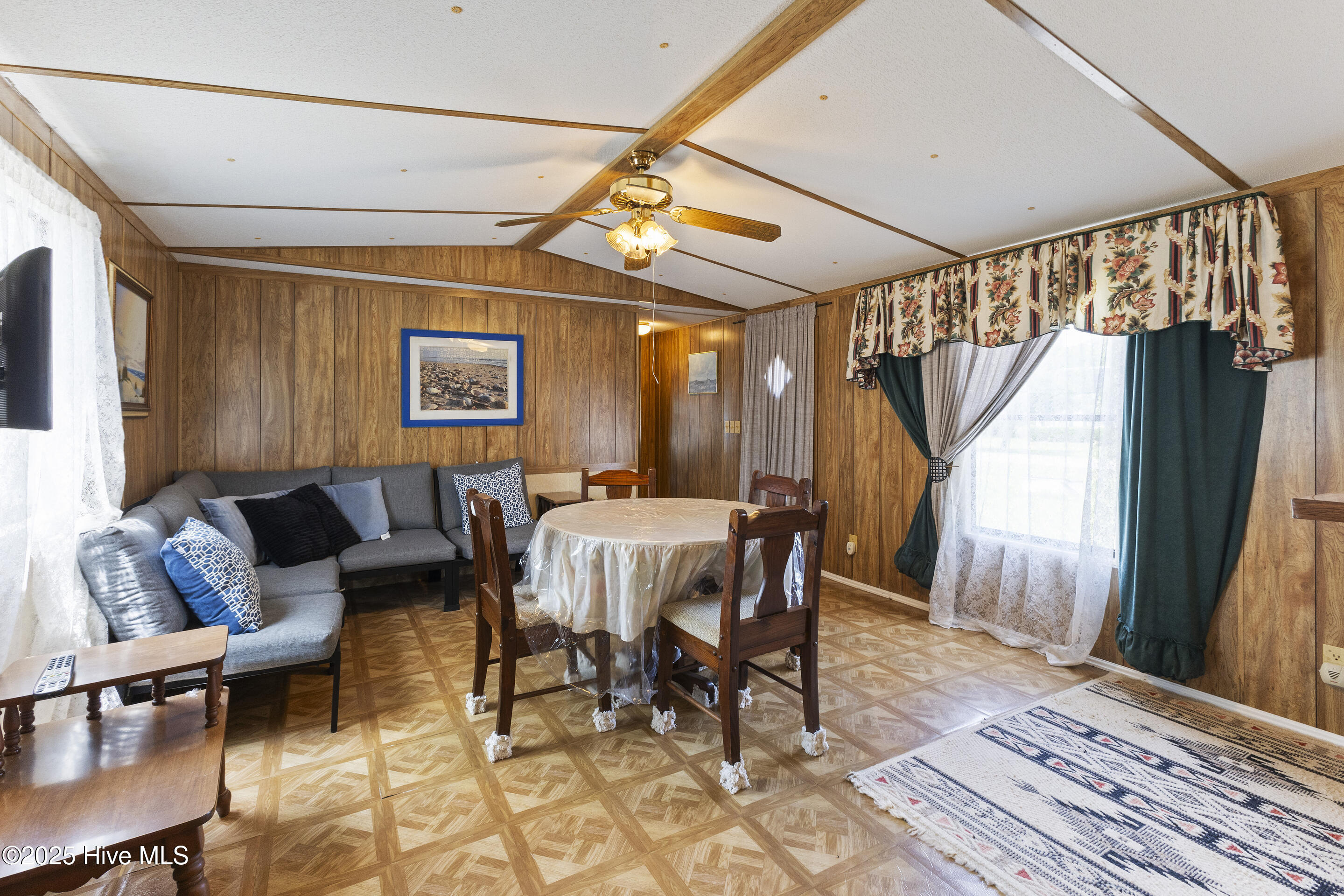 269 Maple Creek Road SW