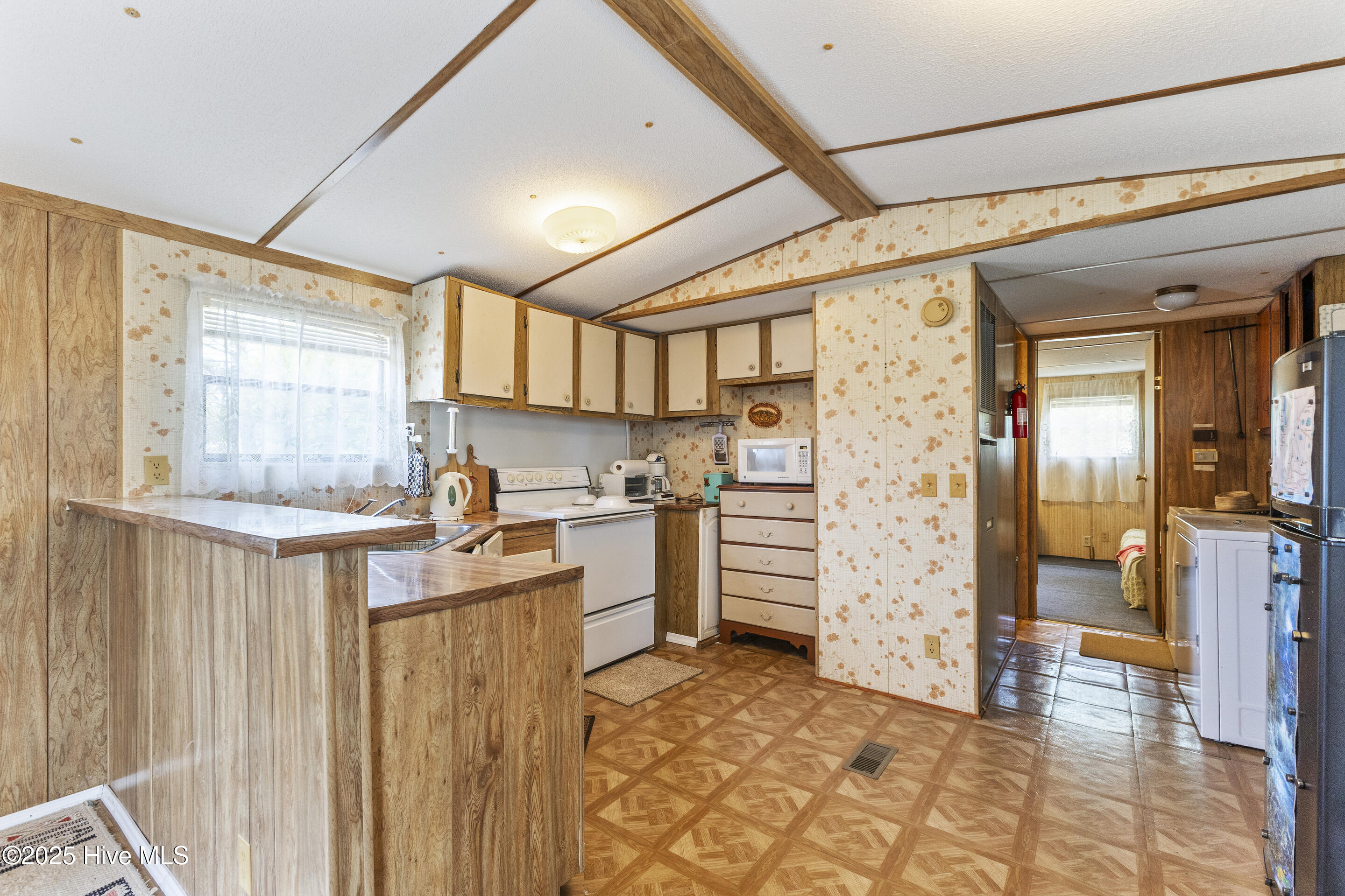 269 Maple Creek Road SW