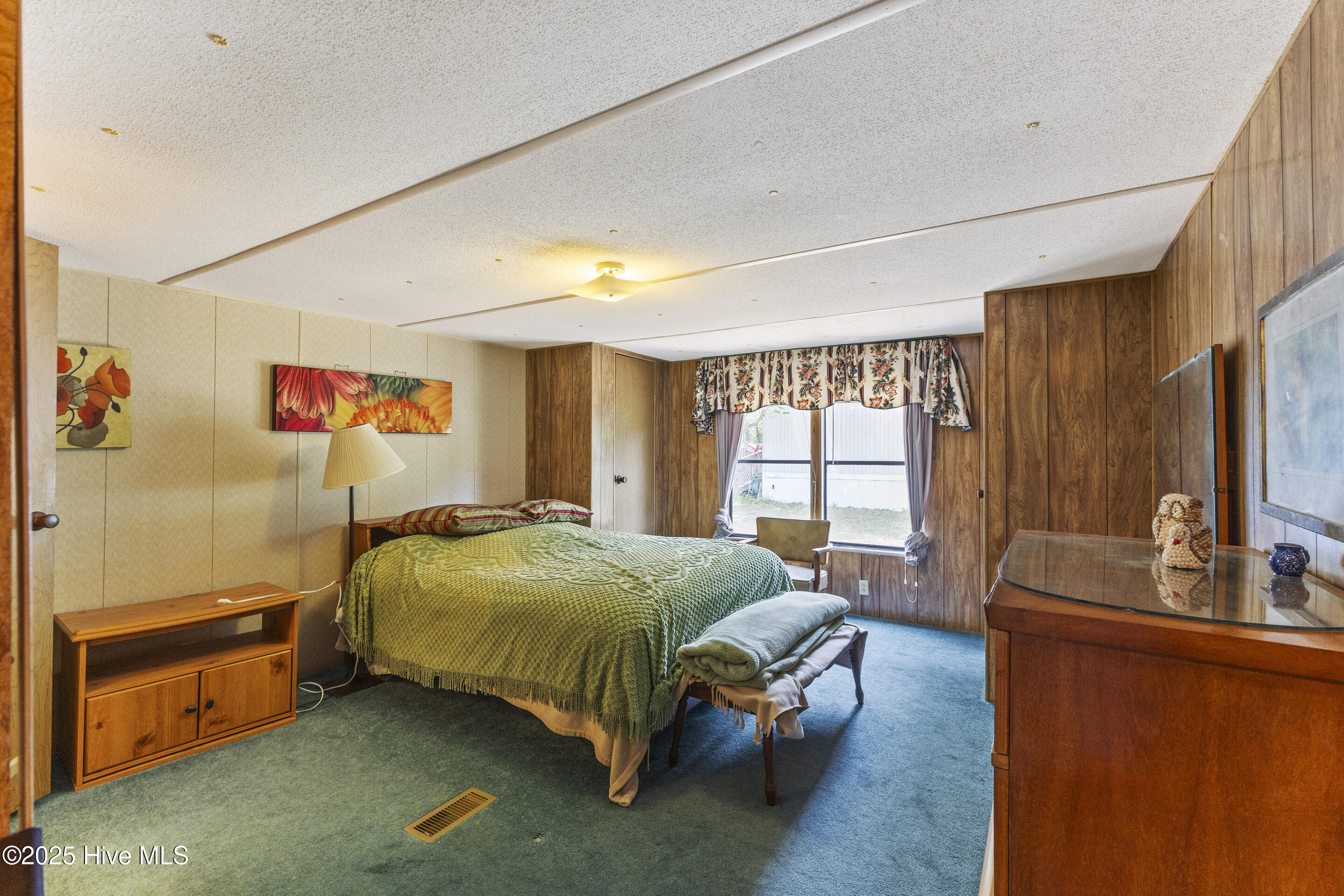 269 Maple Creek Road SW