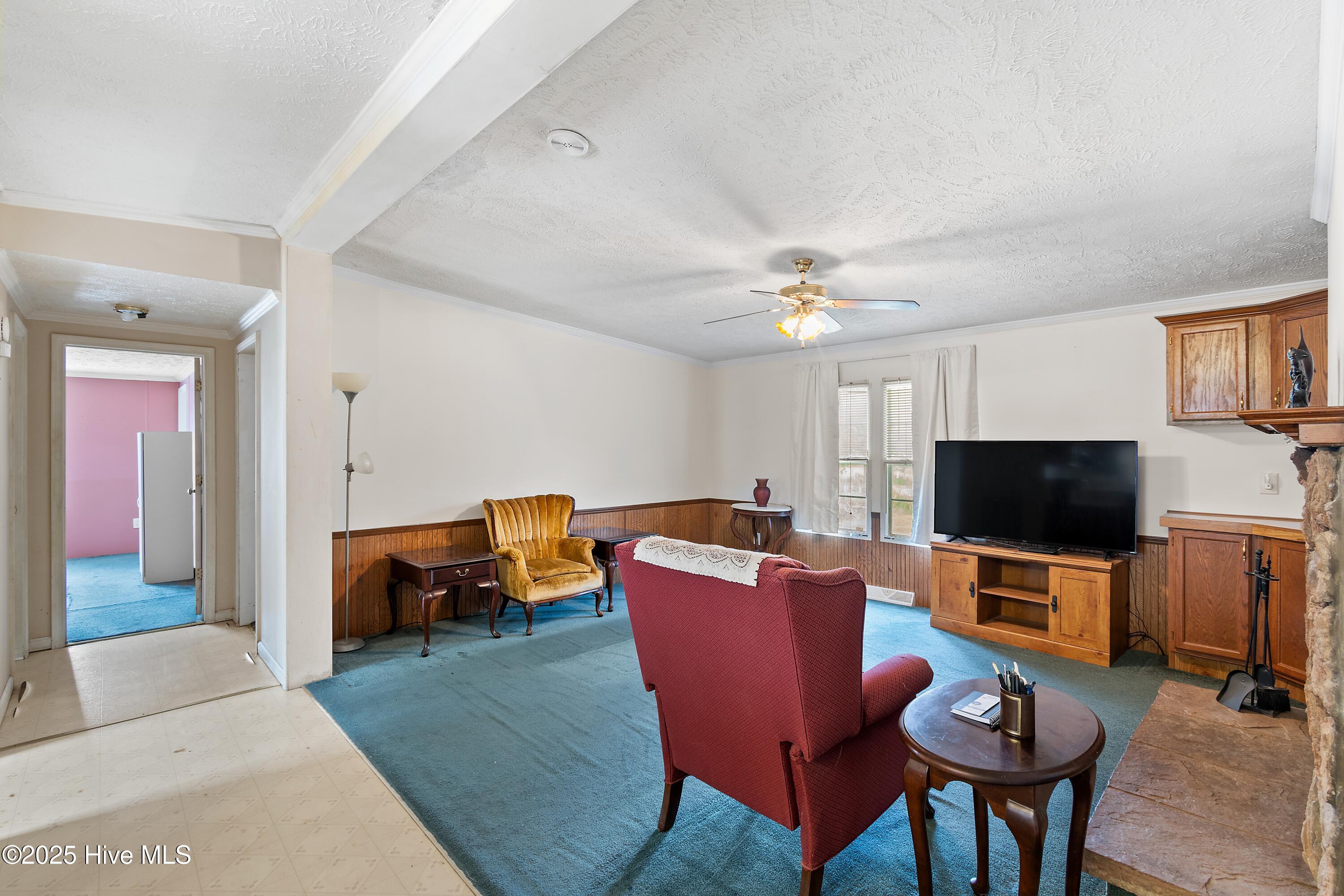 2166 Amy Drive SW
