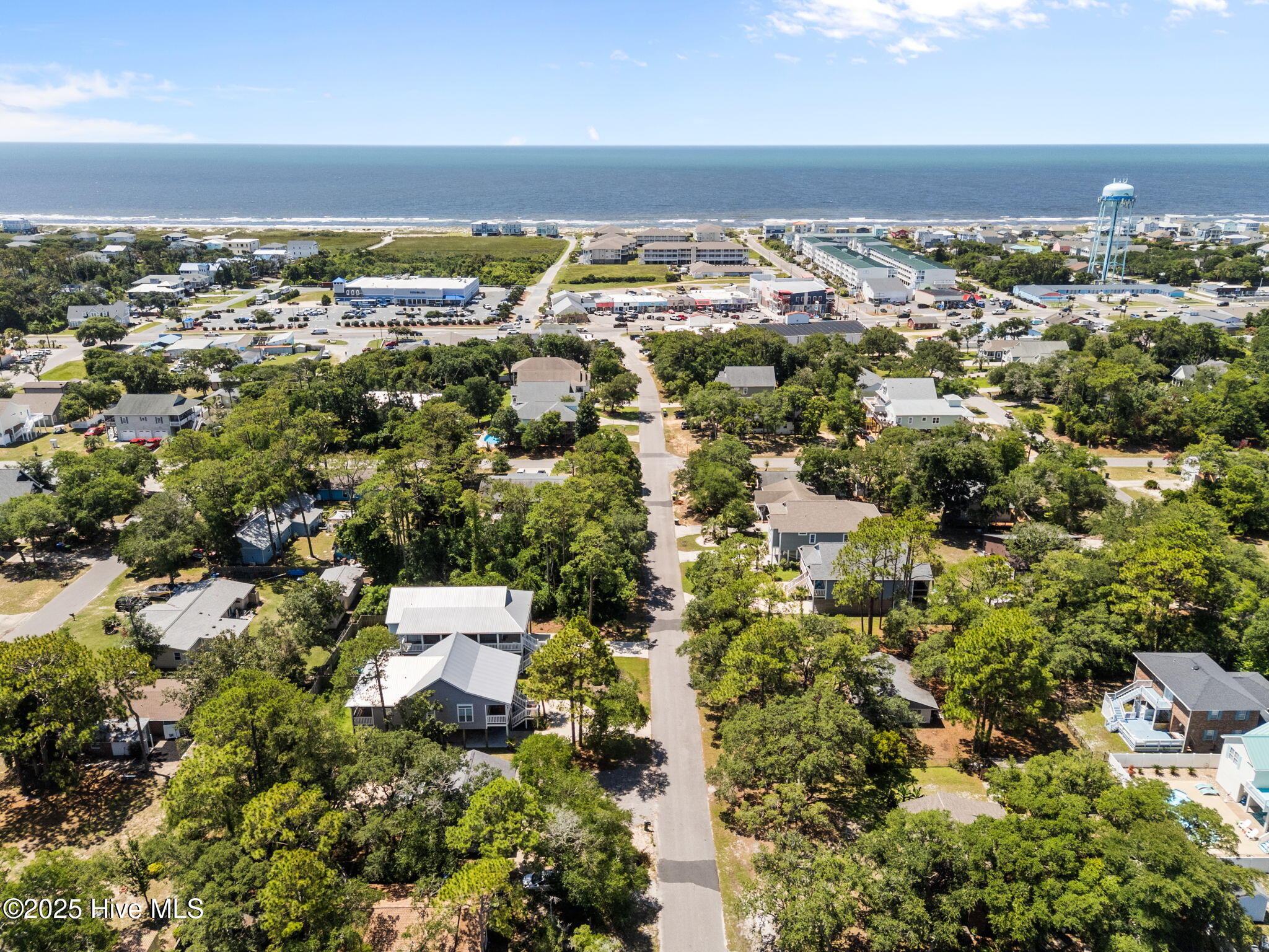 214 NE 59th Street, Oak Island