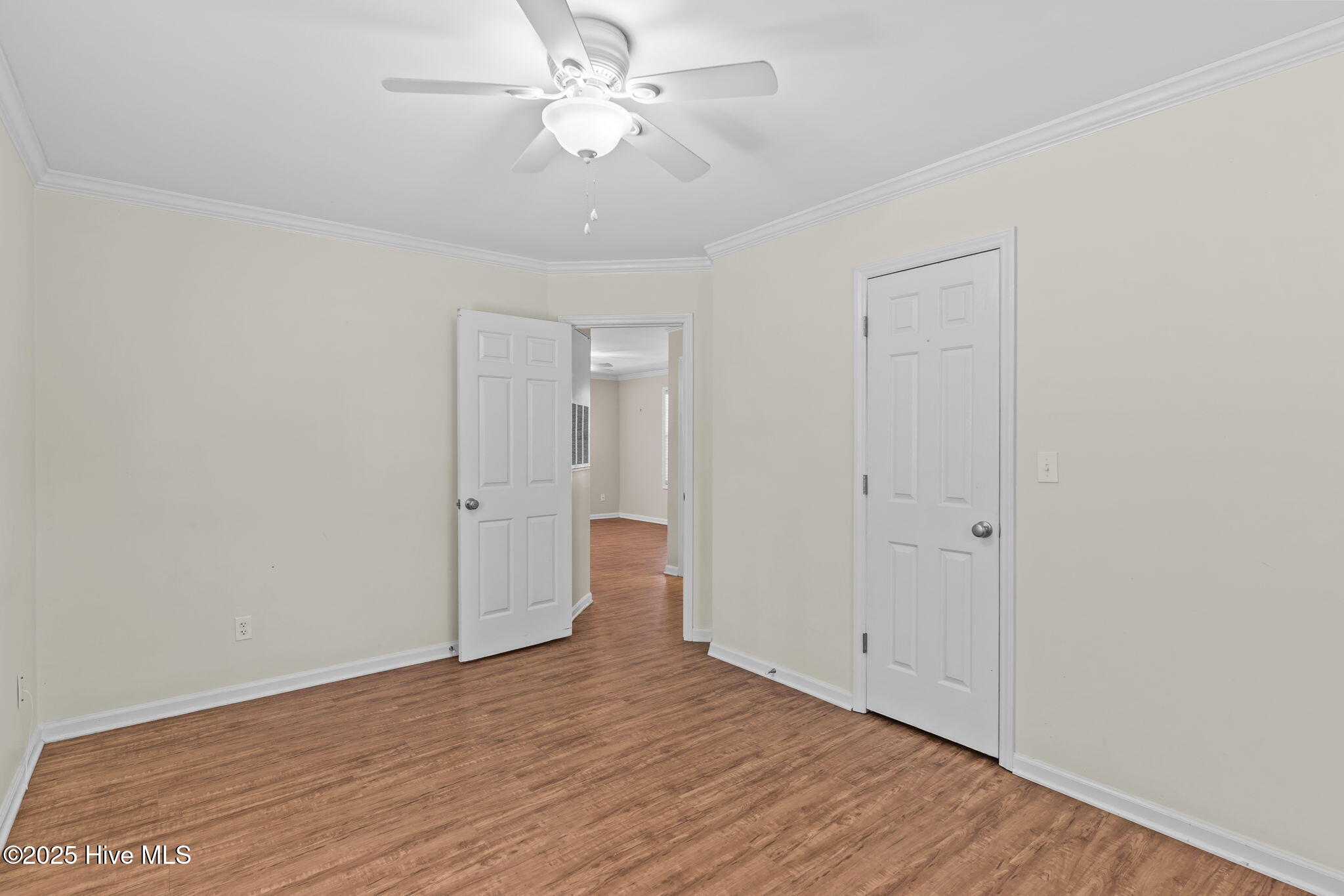 214 NE 59th Street, Oak Island