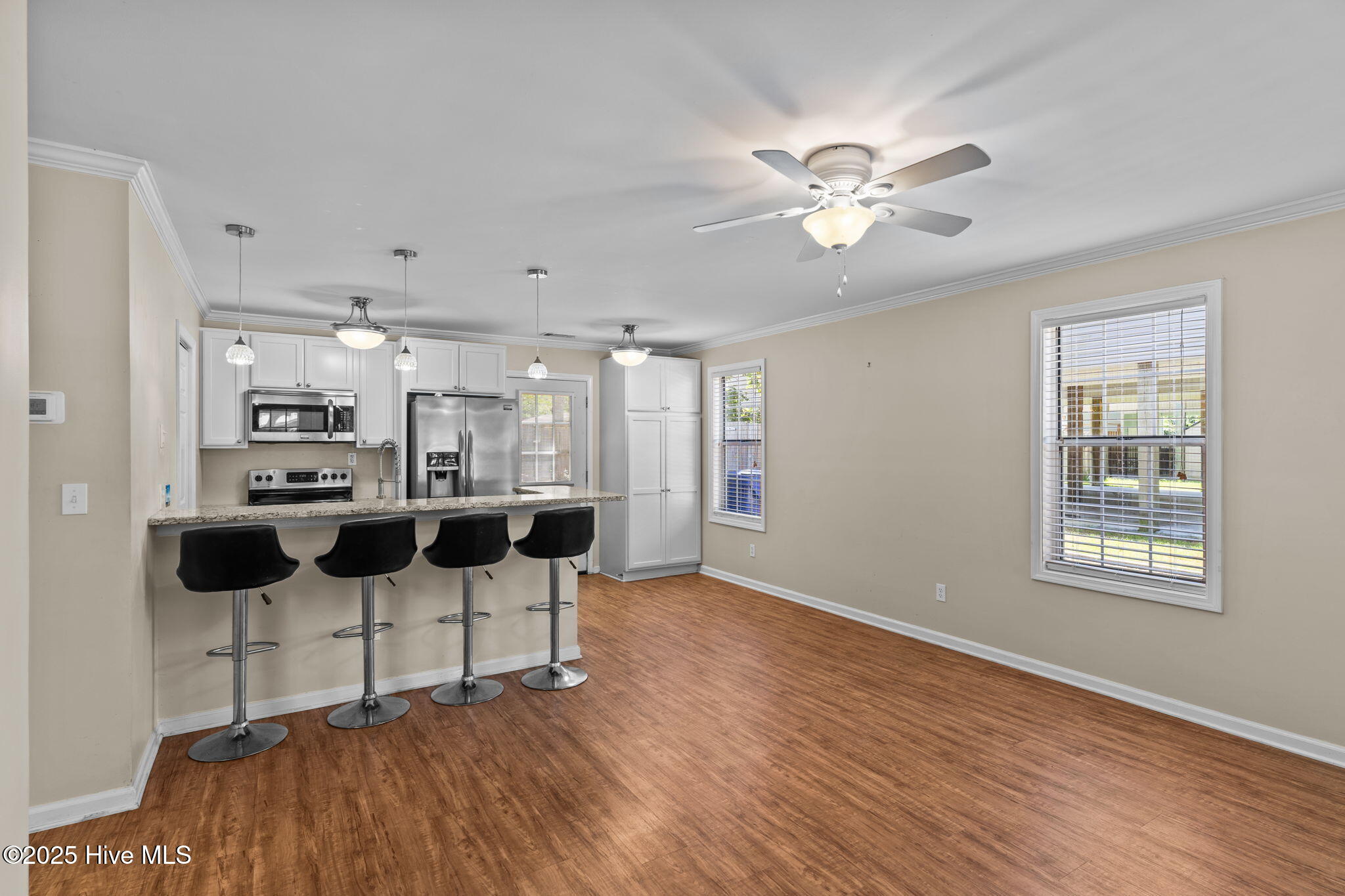 214 NE 59th Street, Oak Island