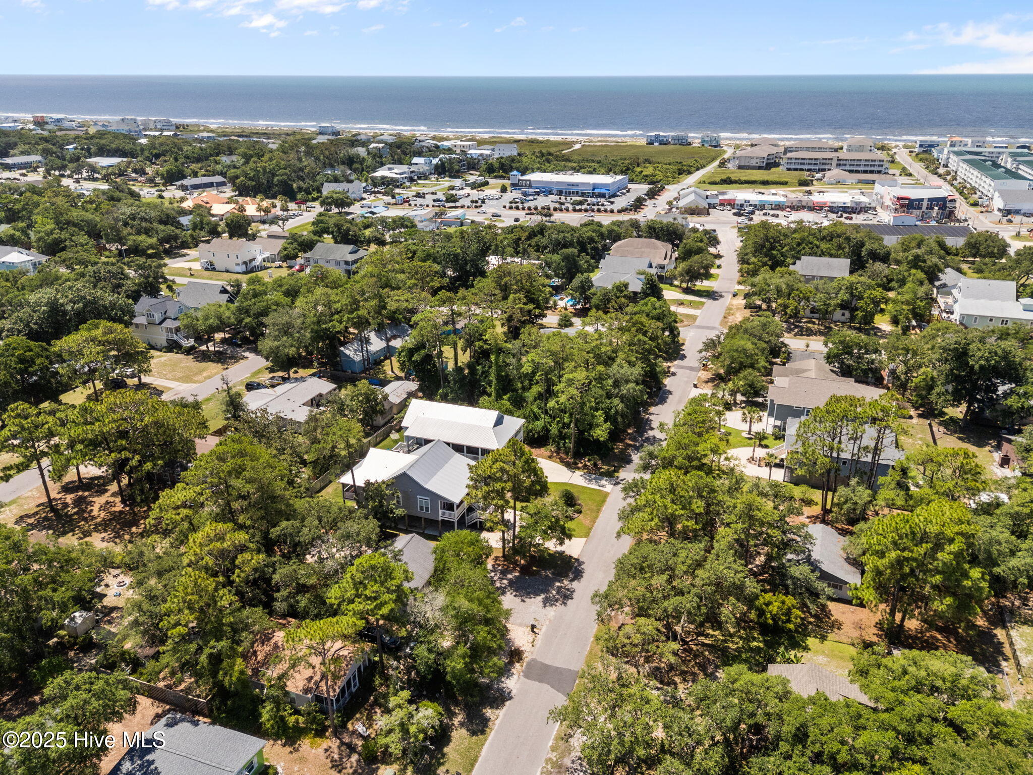 214 NE 59th Street, Oak Island