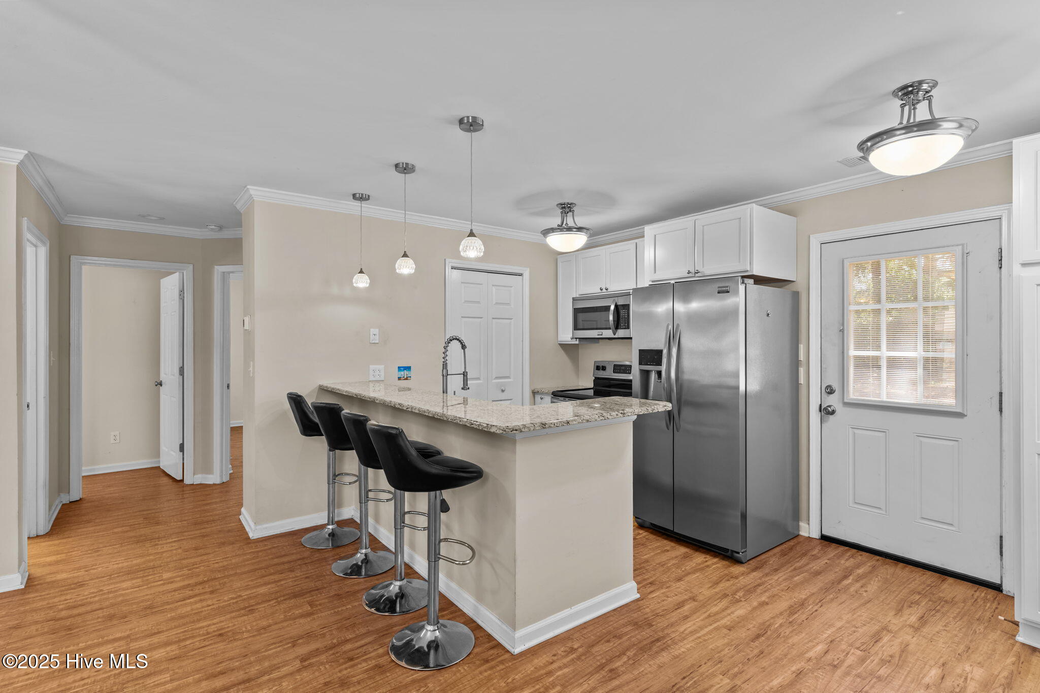 214 NE 59th Street, Oak Island