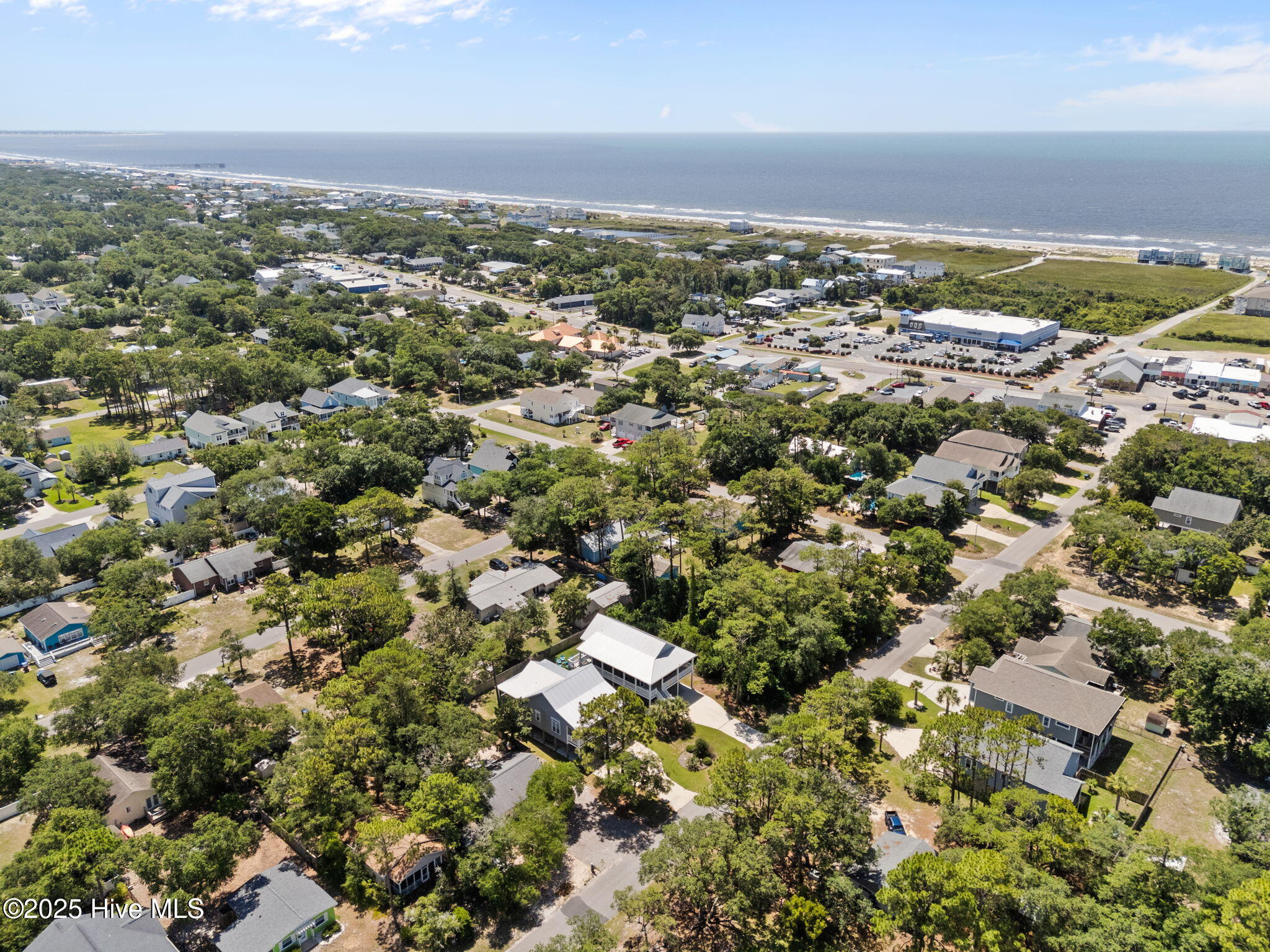 214 NE 59th Street, Oak Island