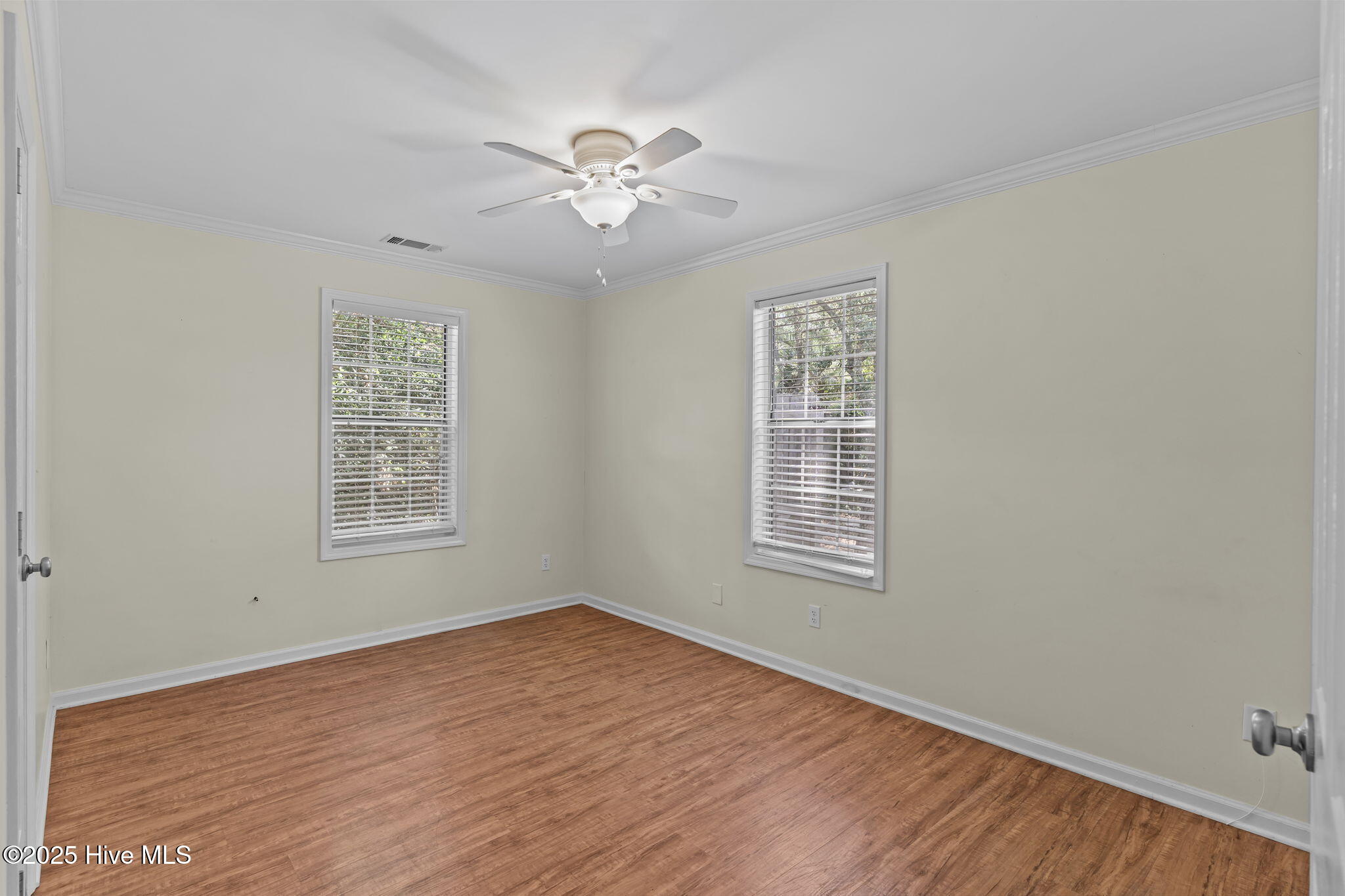 214 NE 59th Street, Oak Island