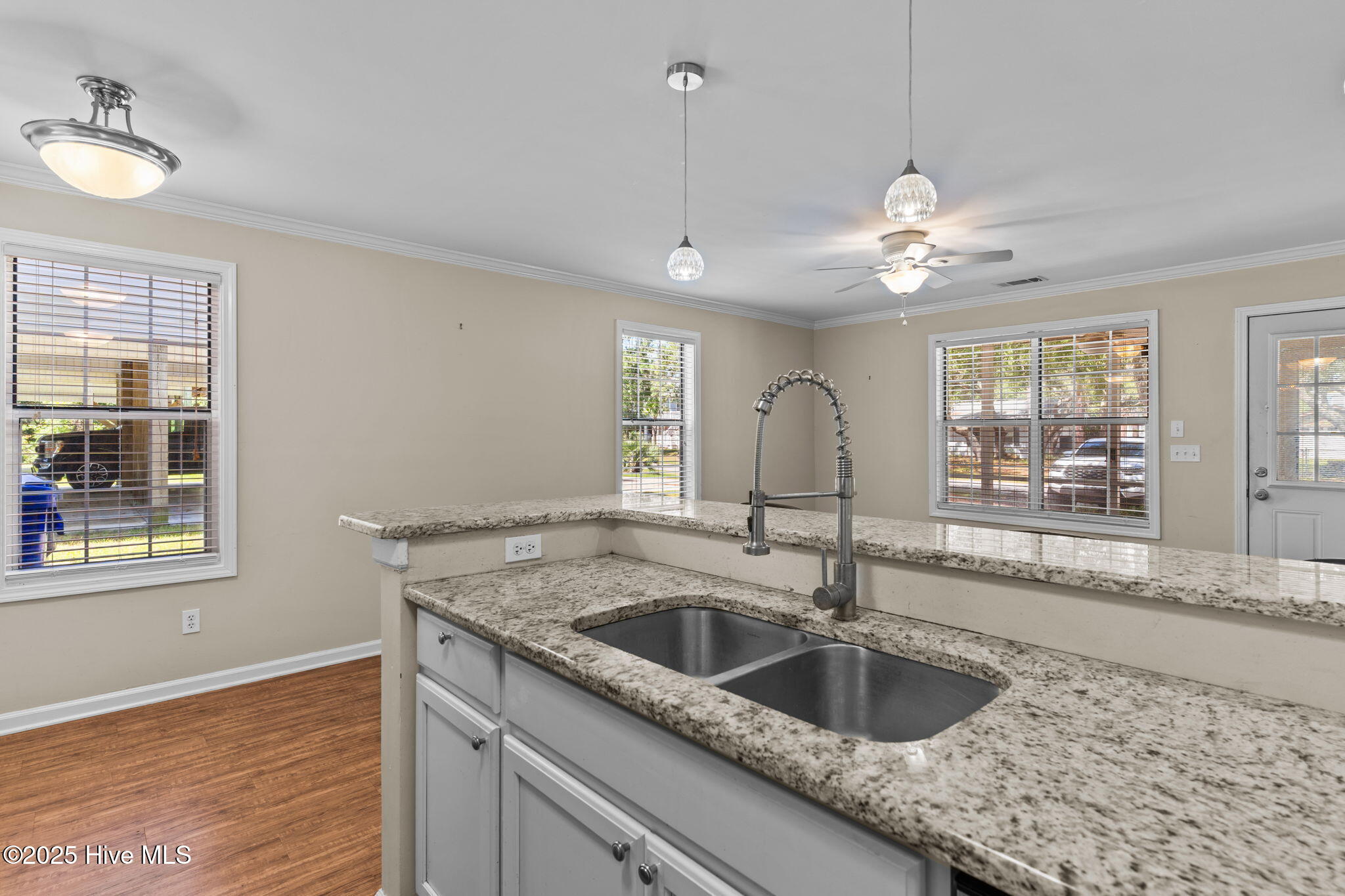 214 NE 59th Street, Oak Island