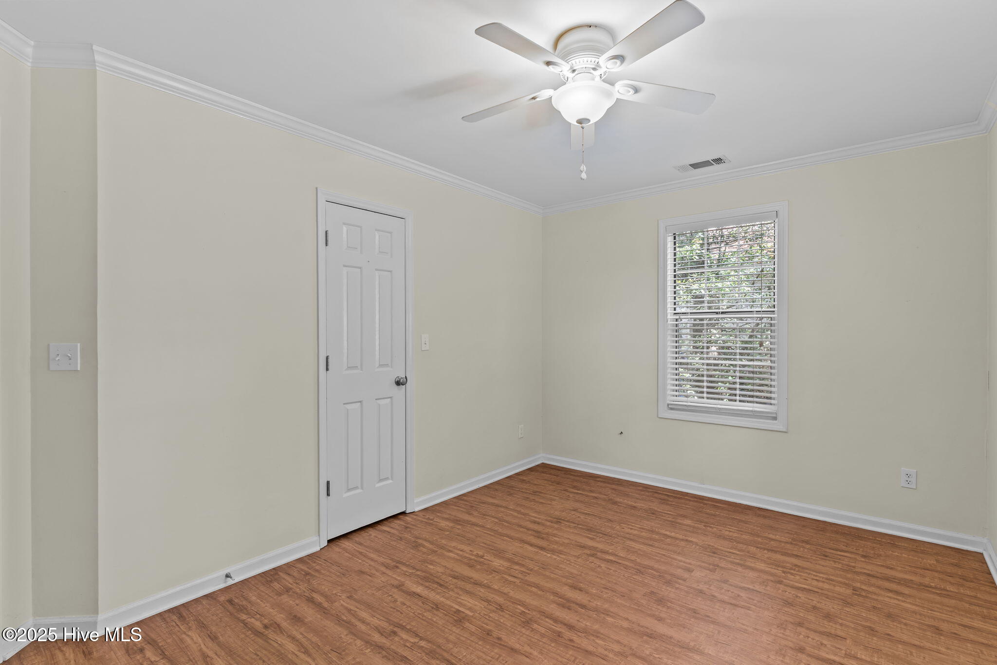 214 NE 59th Street, Oak Island