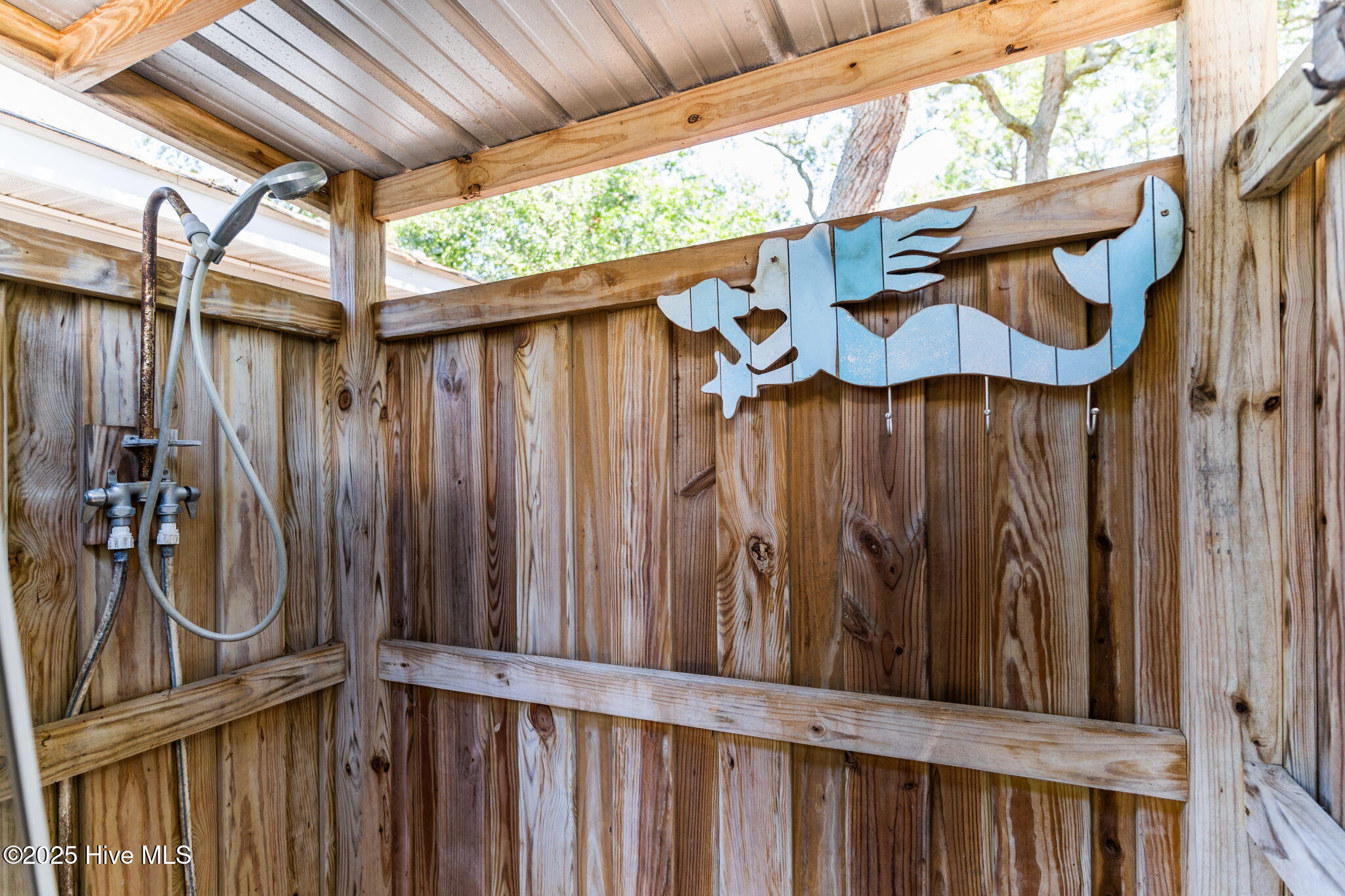 214 NE 59th Street, Oak Island