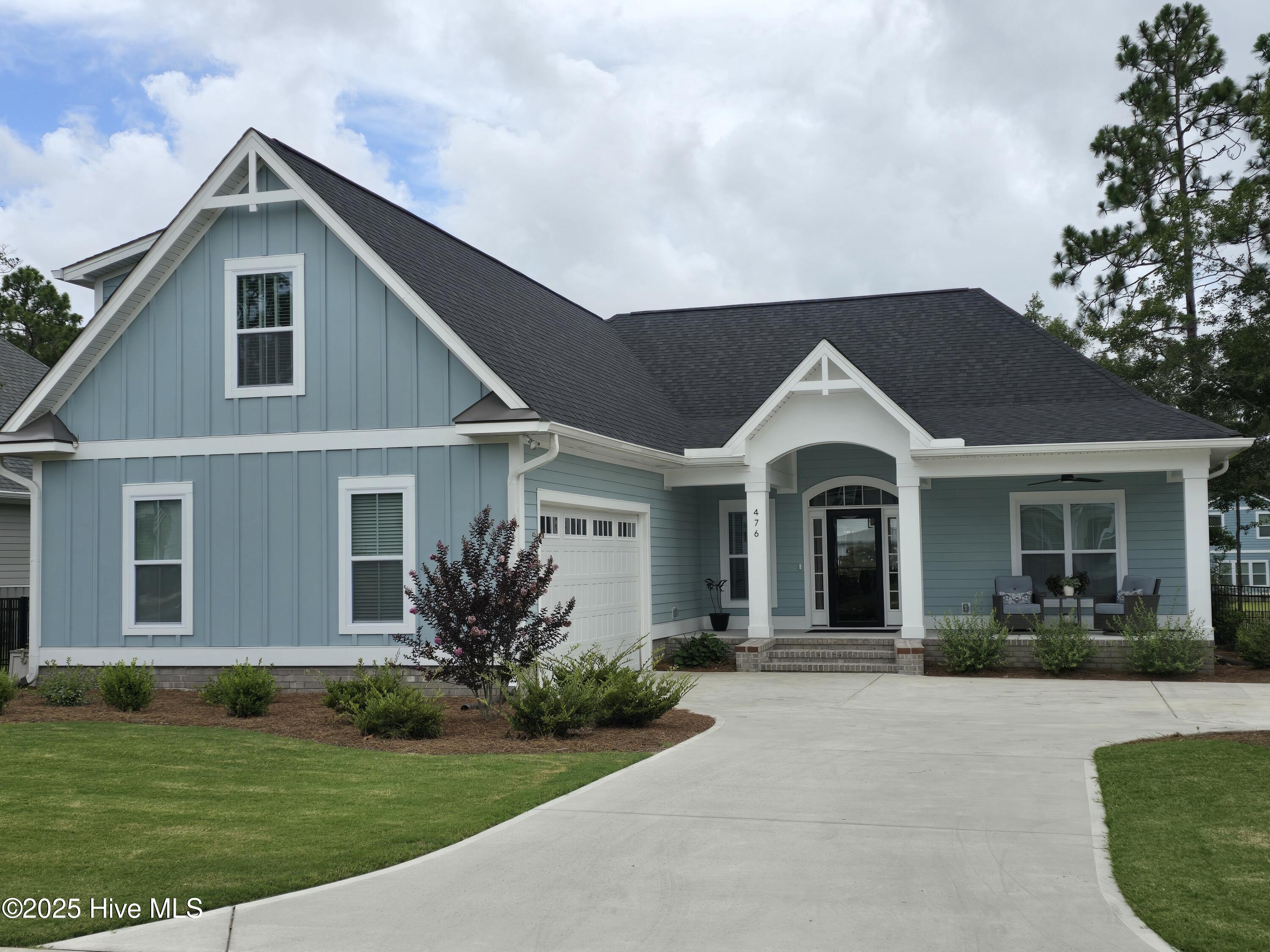 476 Arlington Drive SE