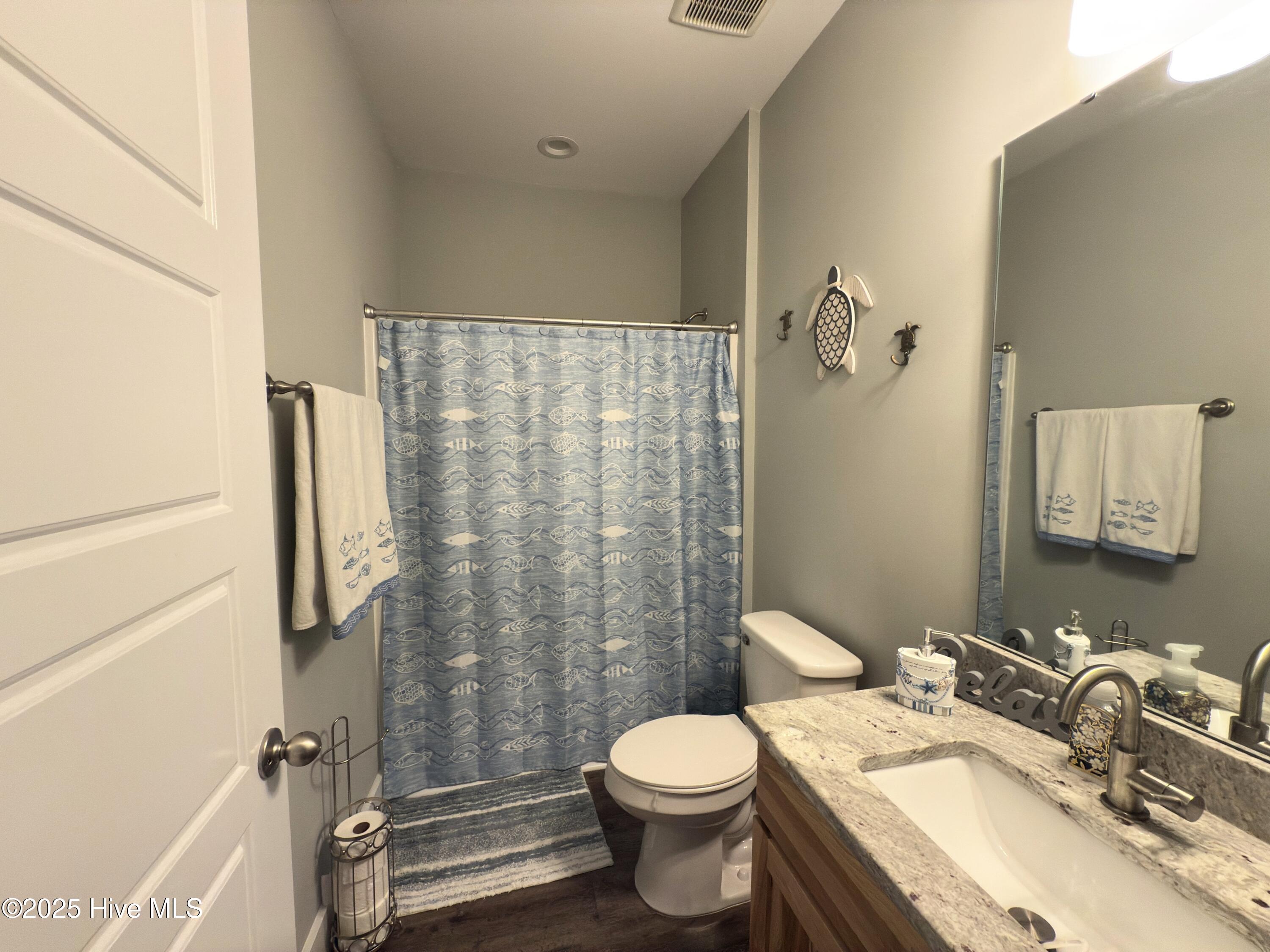 669 Pelican Circle