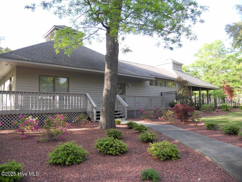669 Pelican Circle