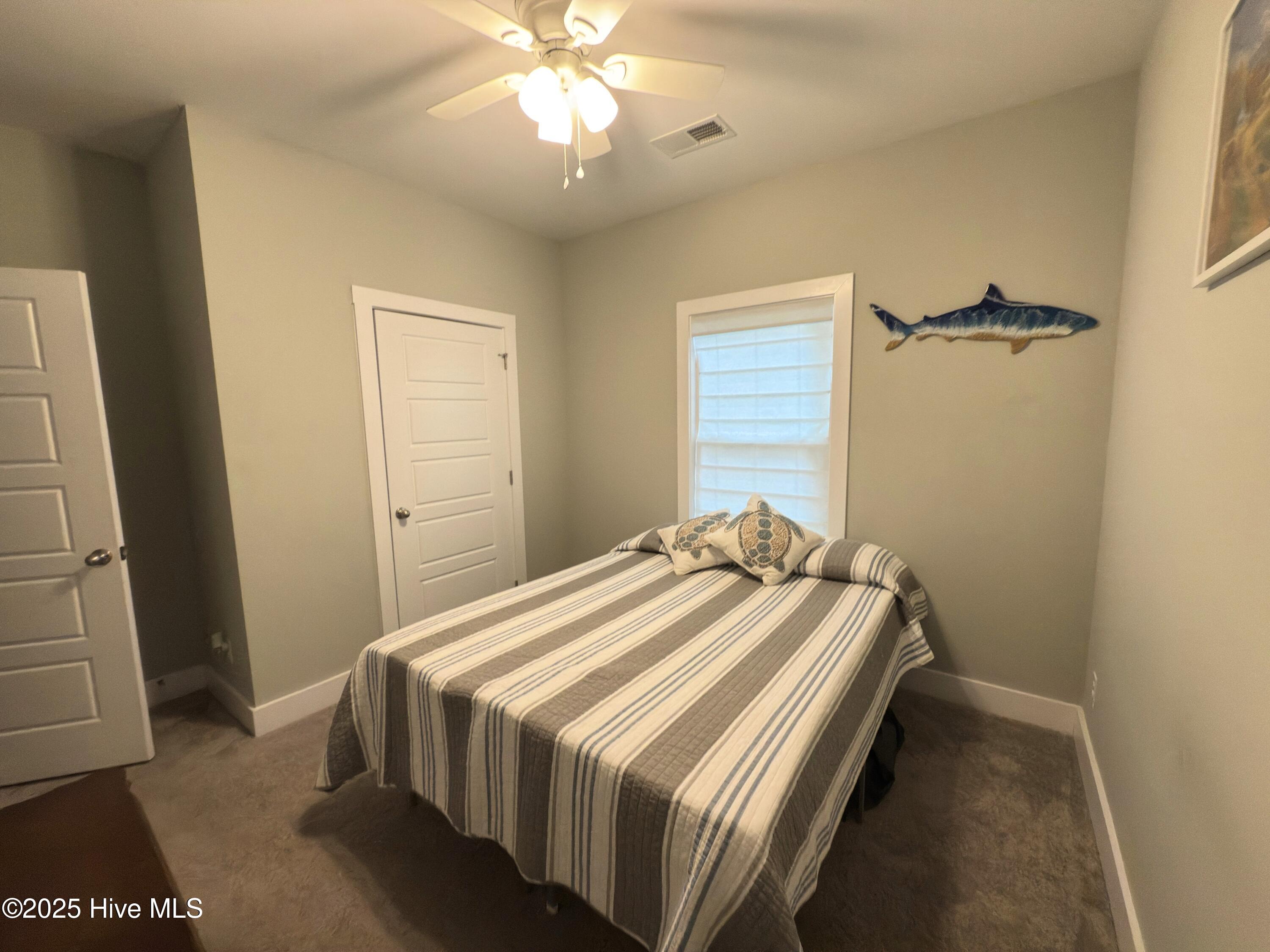 669 Pelican Circle