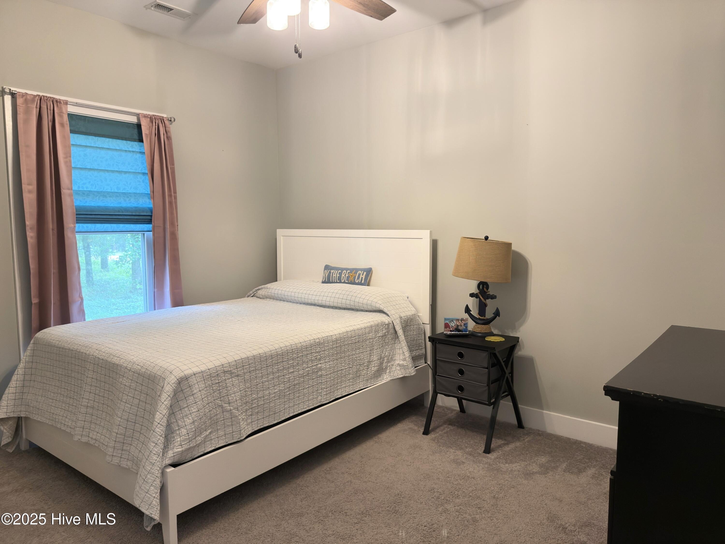 669 Pelican Circle