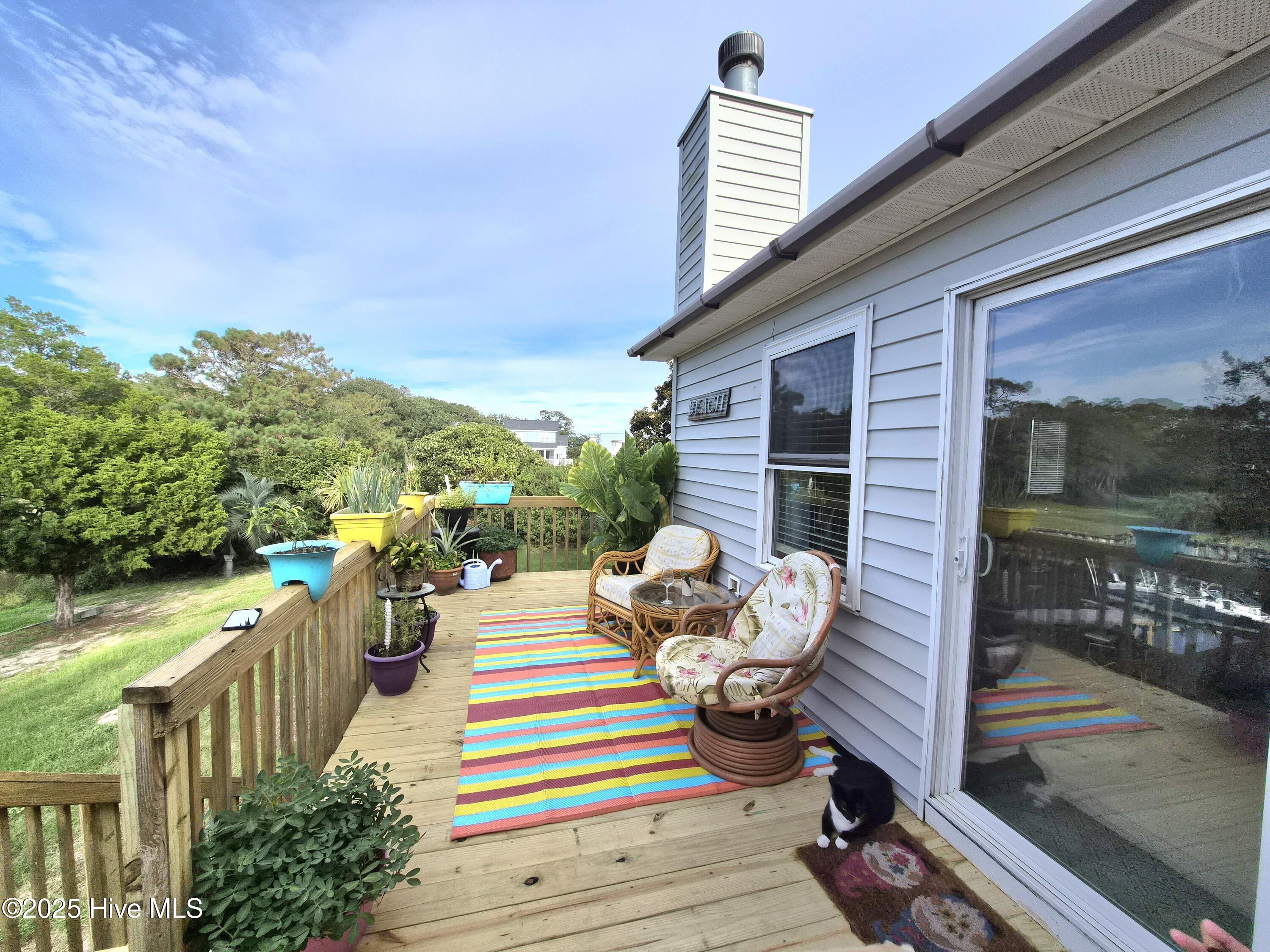 126 E Island Drive
