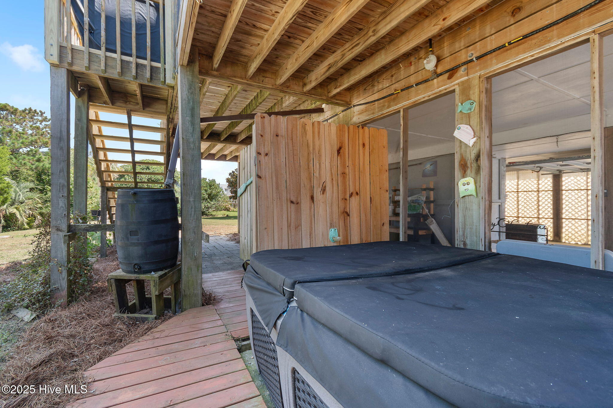 126 E Island Drive
