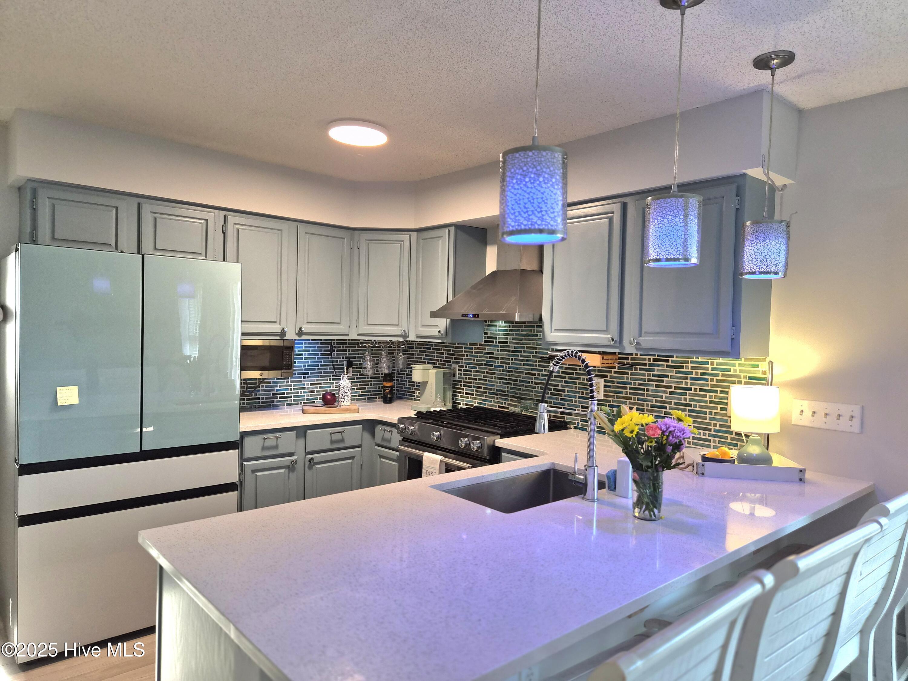 126 E Island Drive