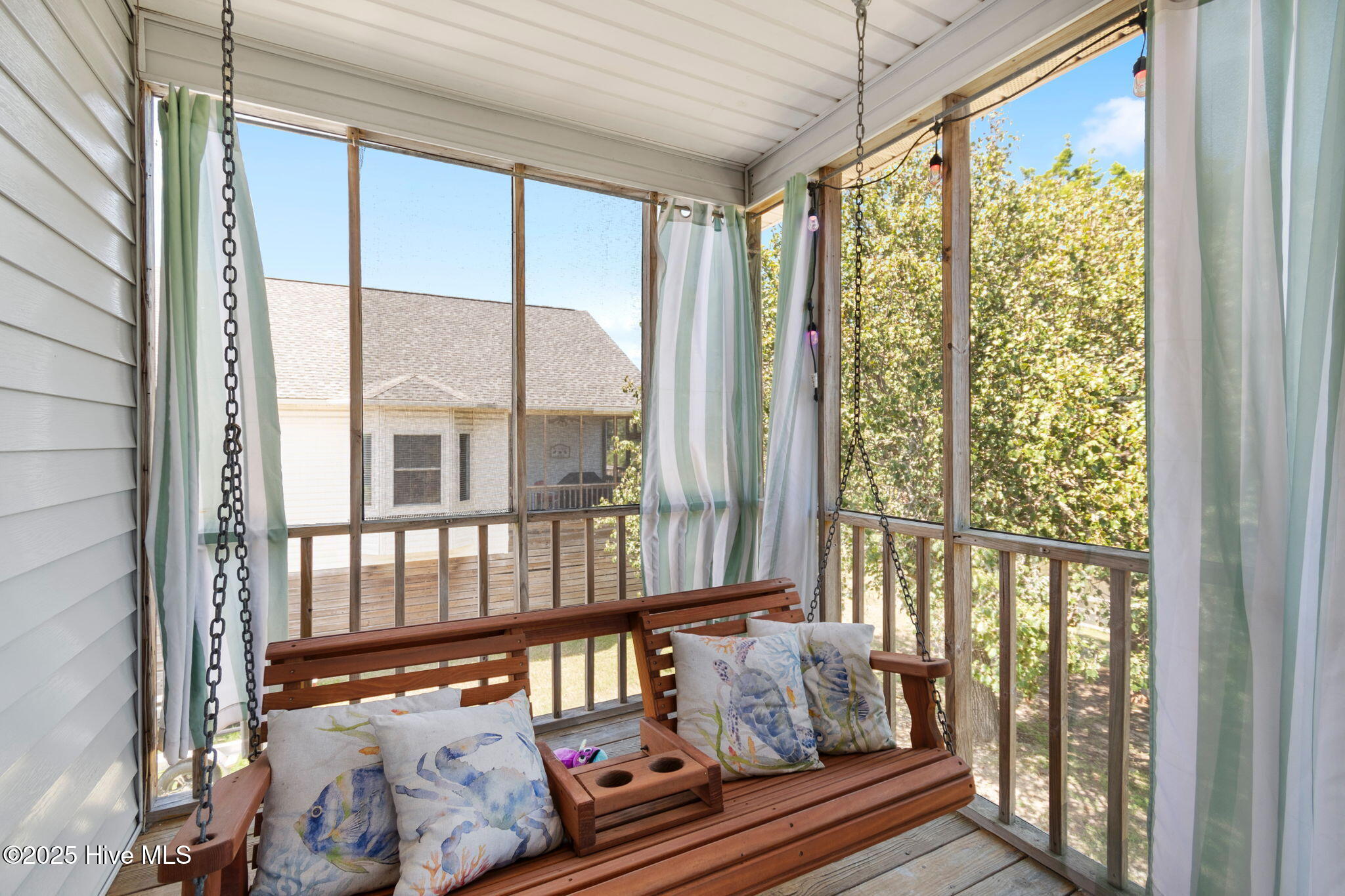 126 E Island Drive