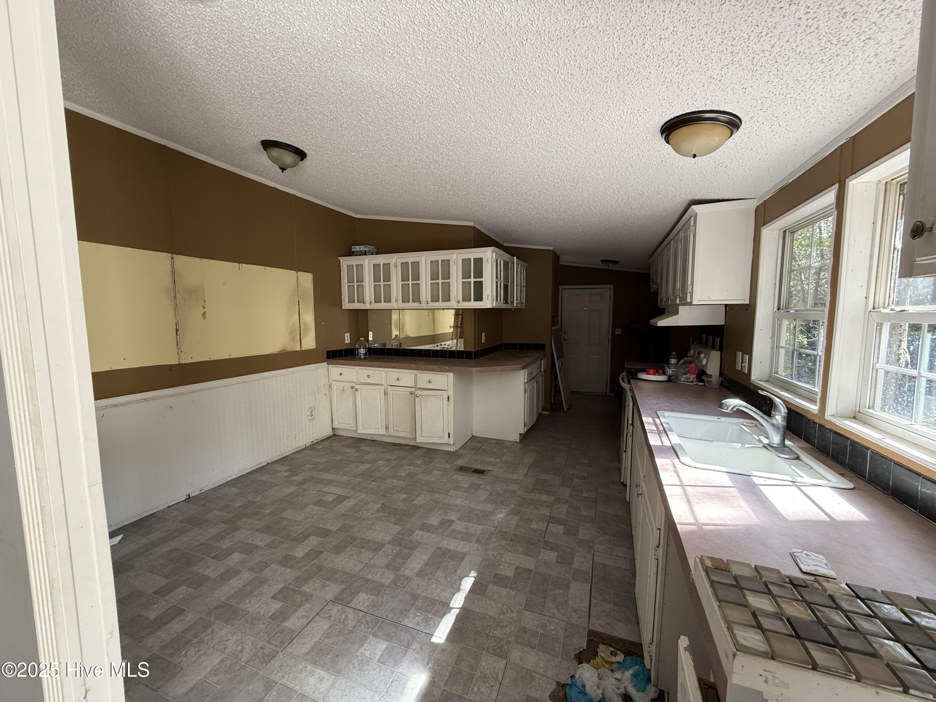 2271 Bob White Road SW