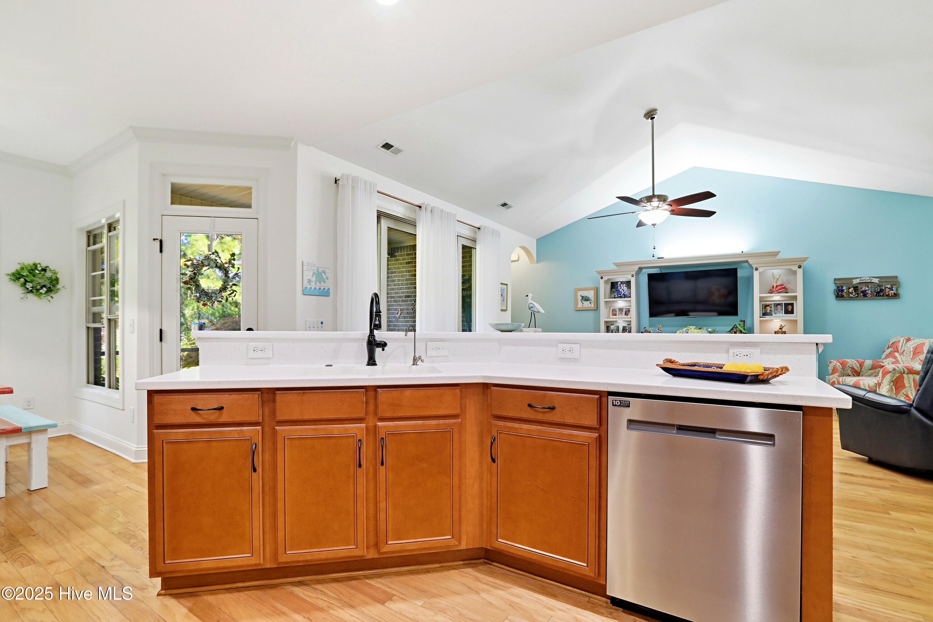 1202 Andora Drive SE, Unit 22