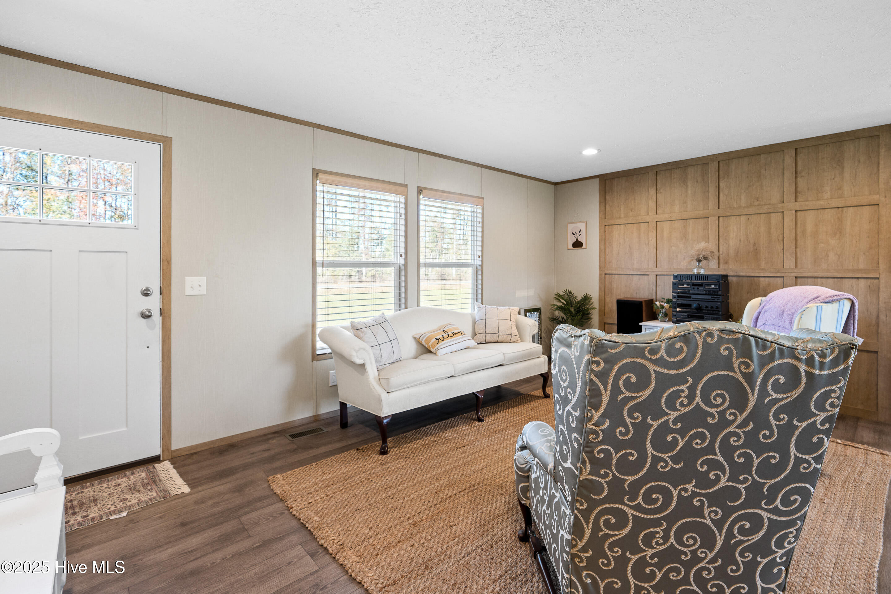 233 Benton Road SE