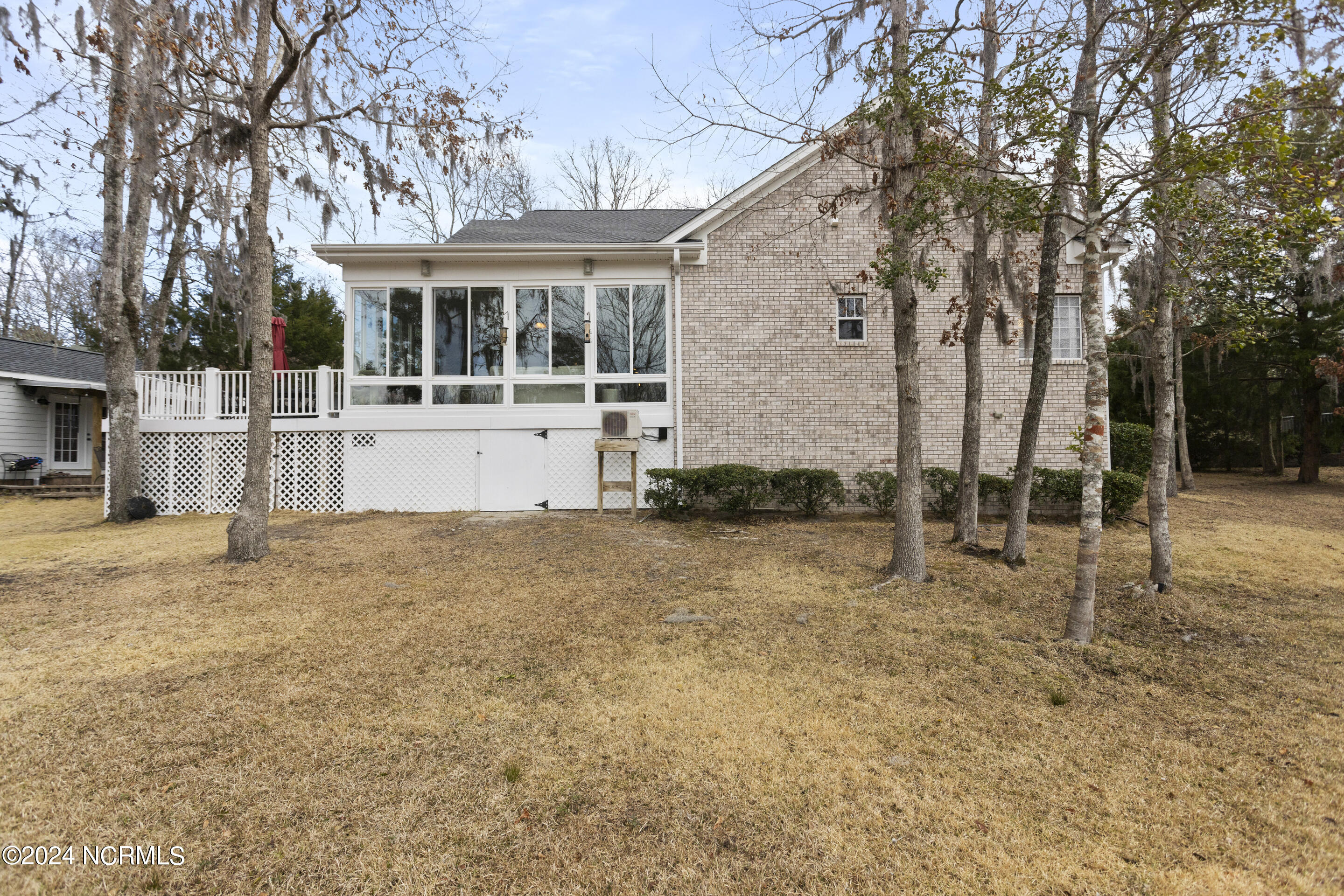 1420 Whisperwood Court SE