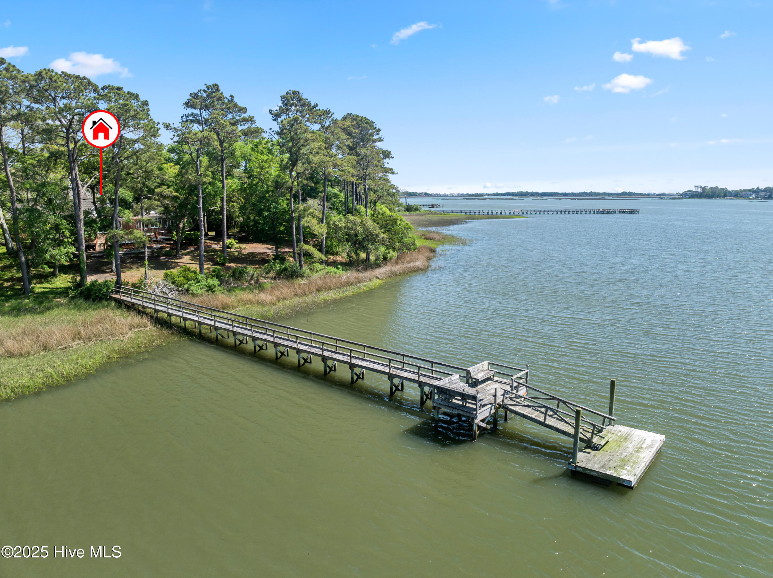 524 Admirals Court SE