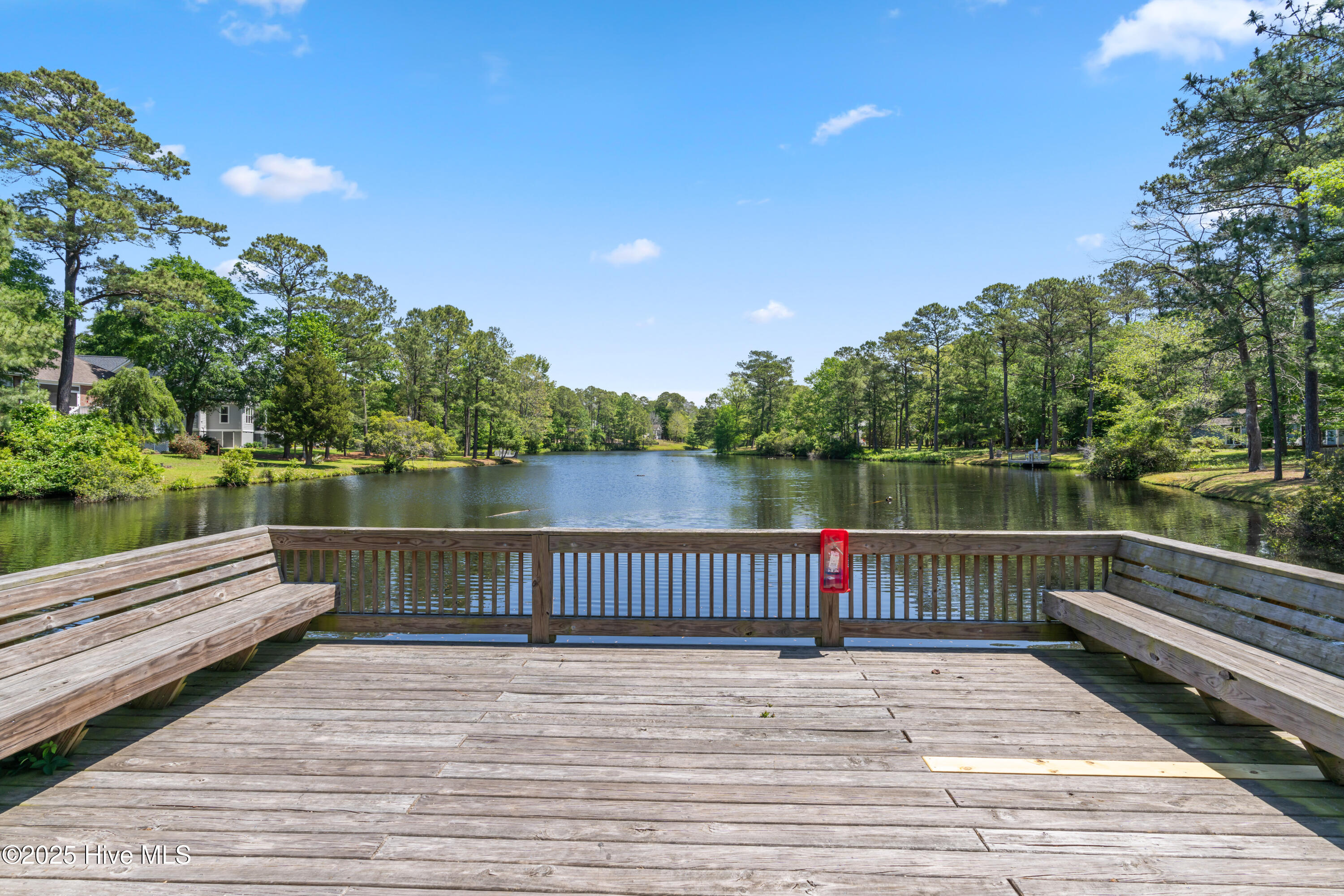 524 Admirals Court SE
