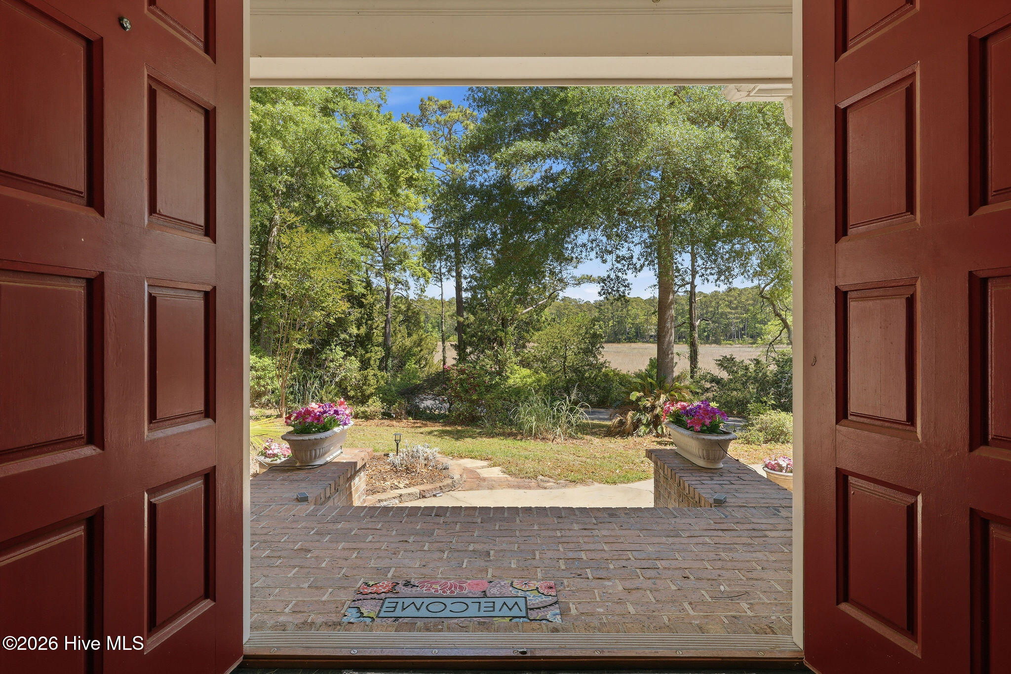 524 Admirals Court SE
