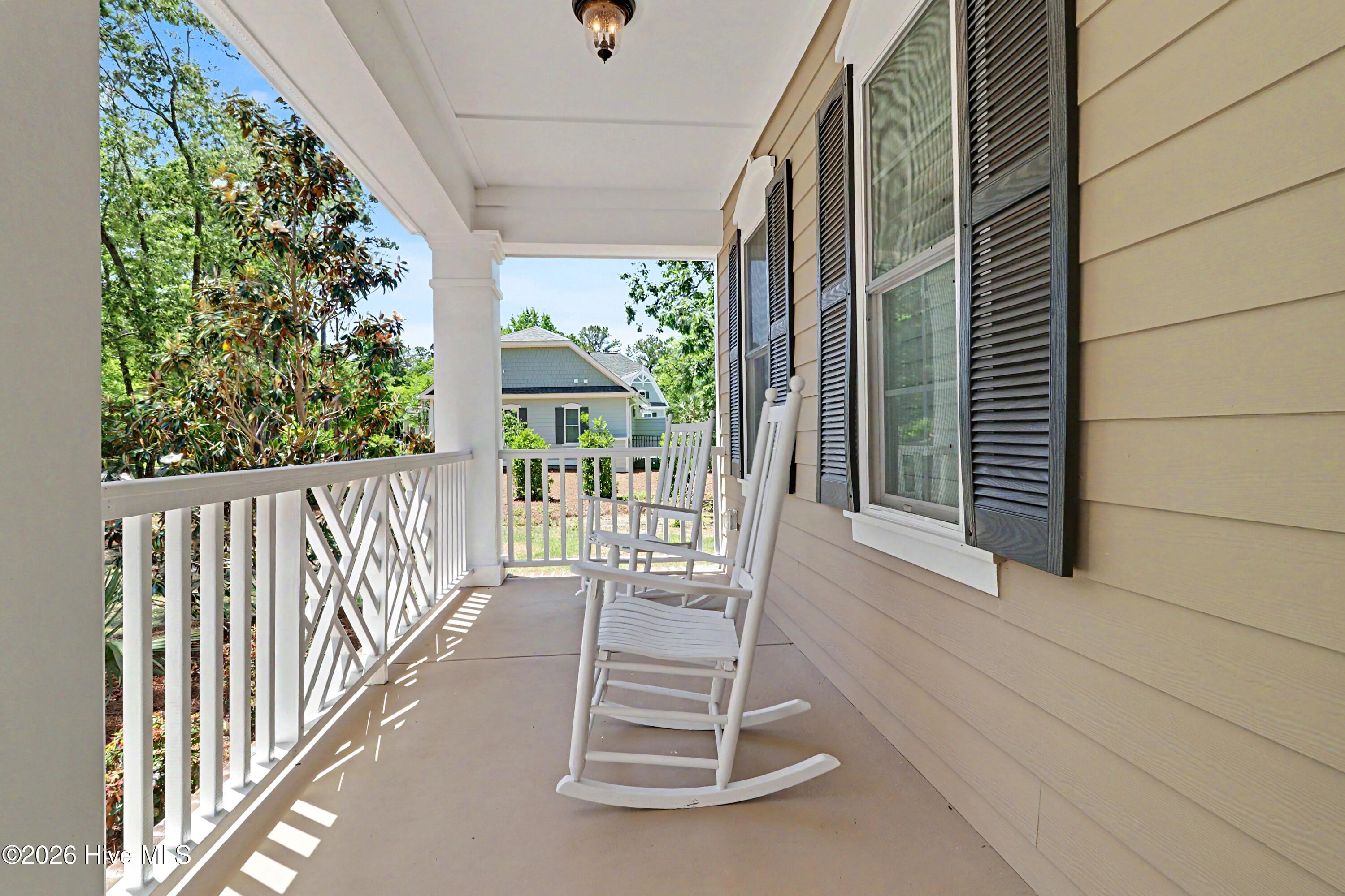 607 Carvalho Terrace SE