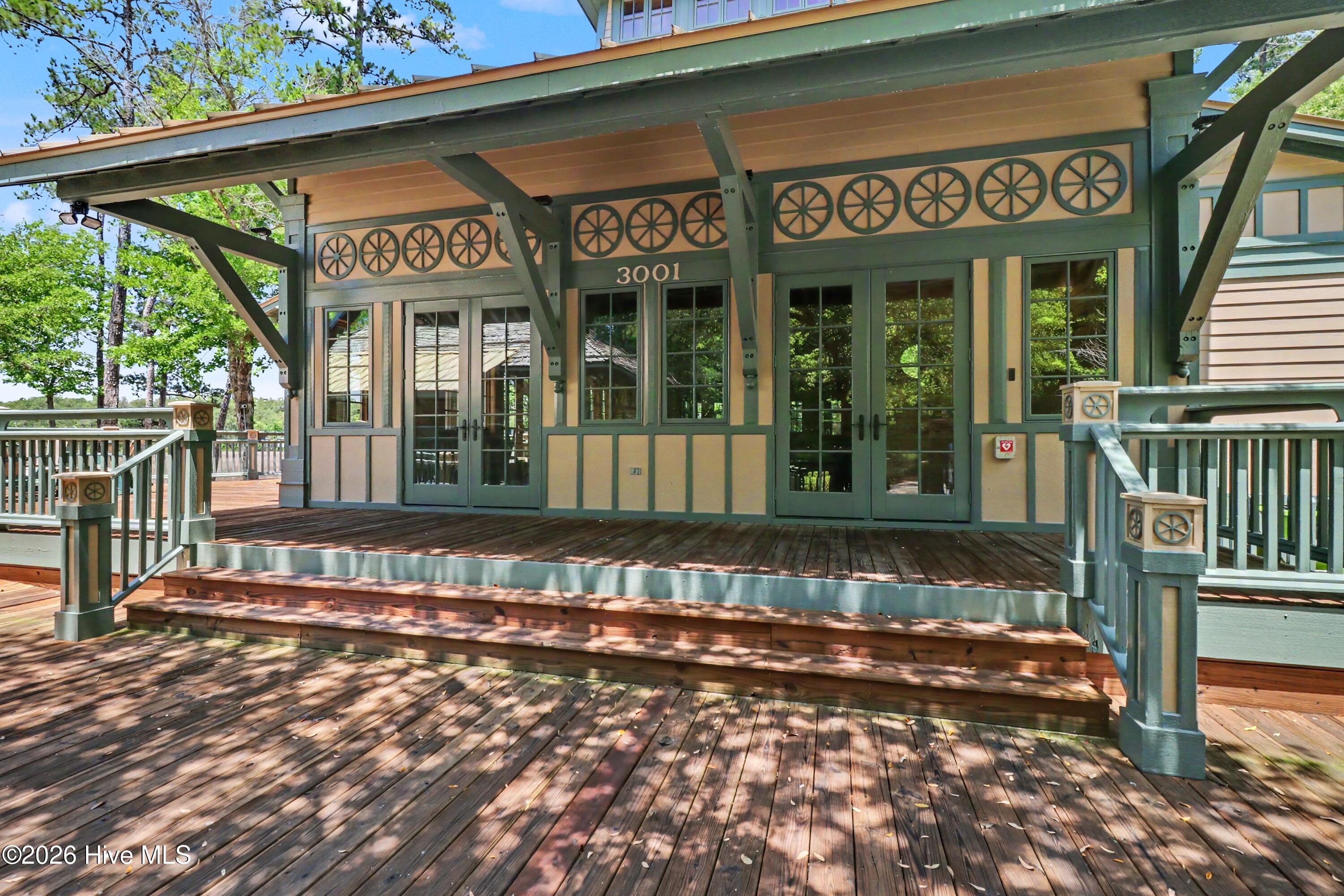 607 Carvalho Terrace SE