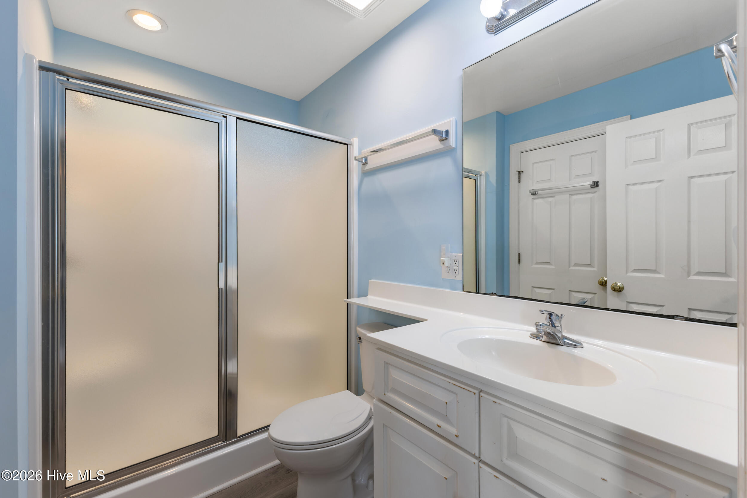 407 Ocean Boulevard W