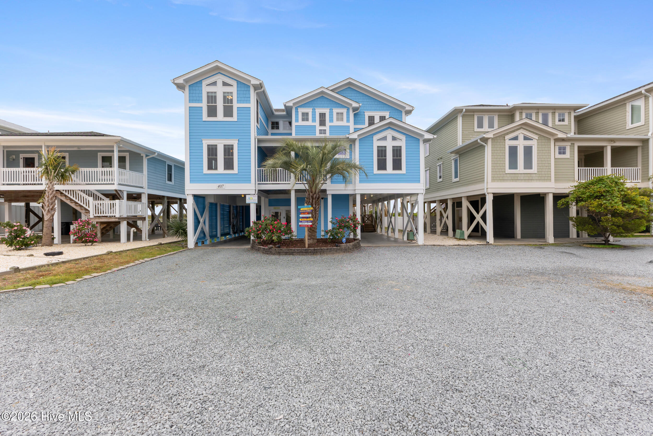 407 Ocean Boulevard W