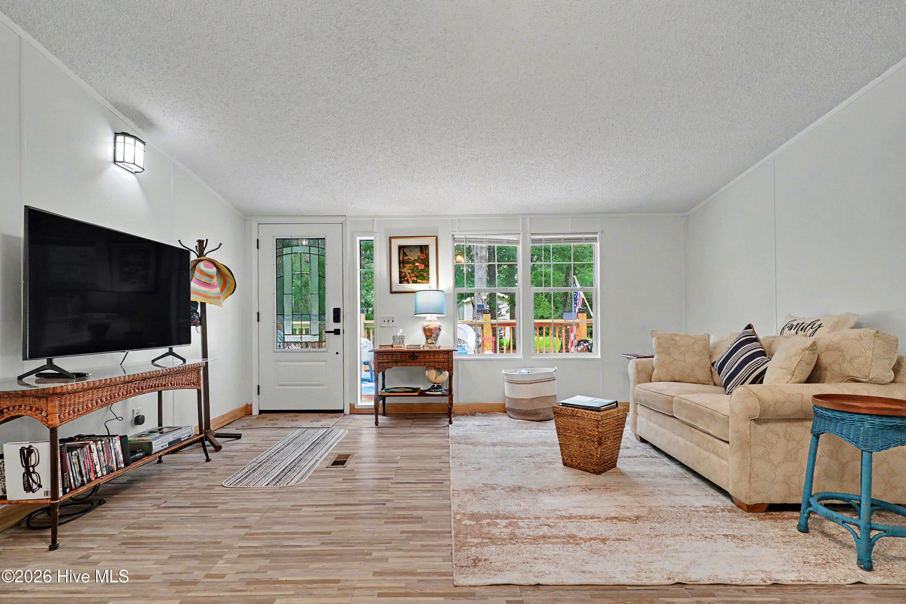 2271 Bob White Road SW