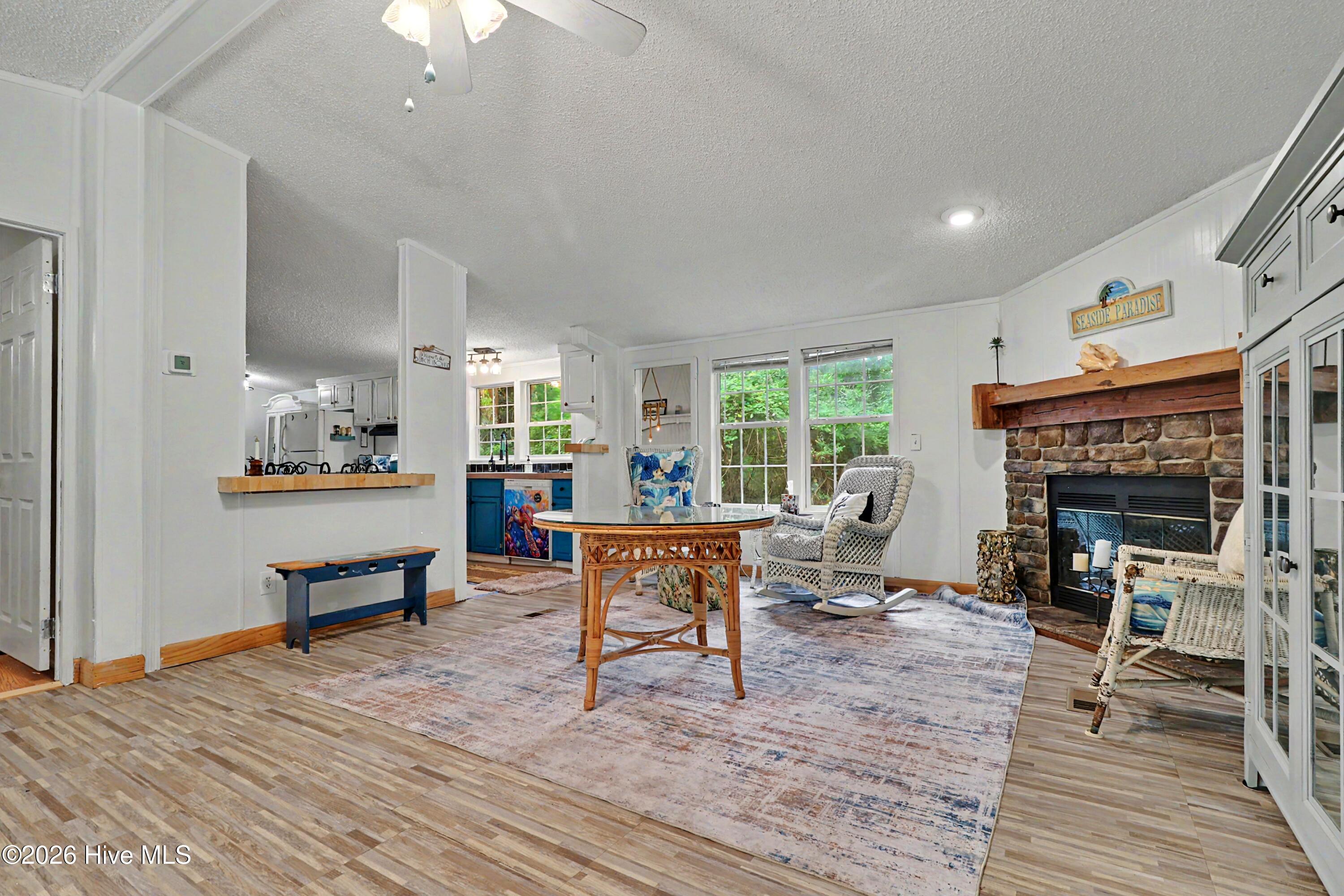 2271 Bob White Road SW