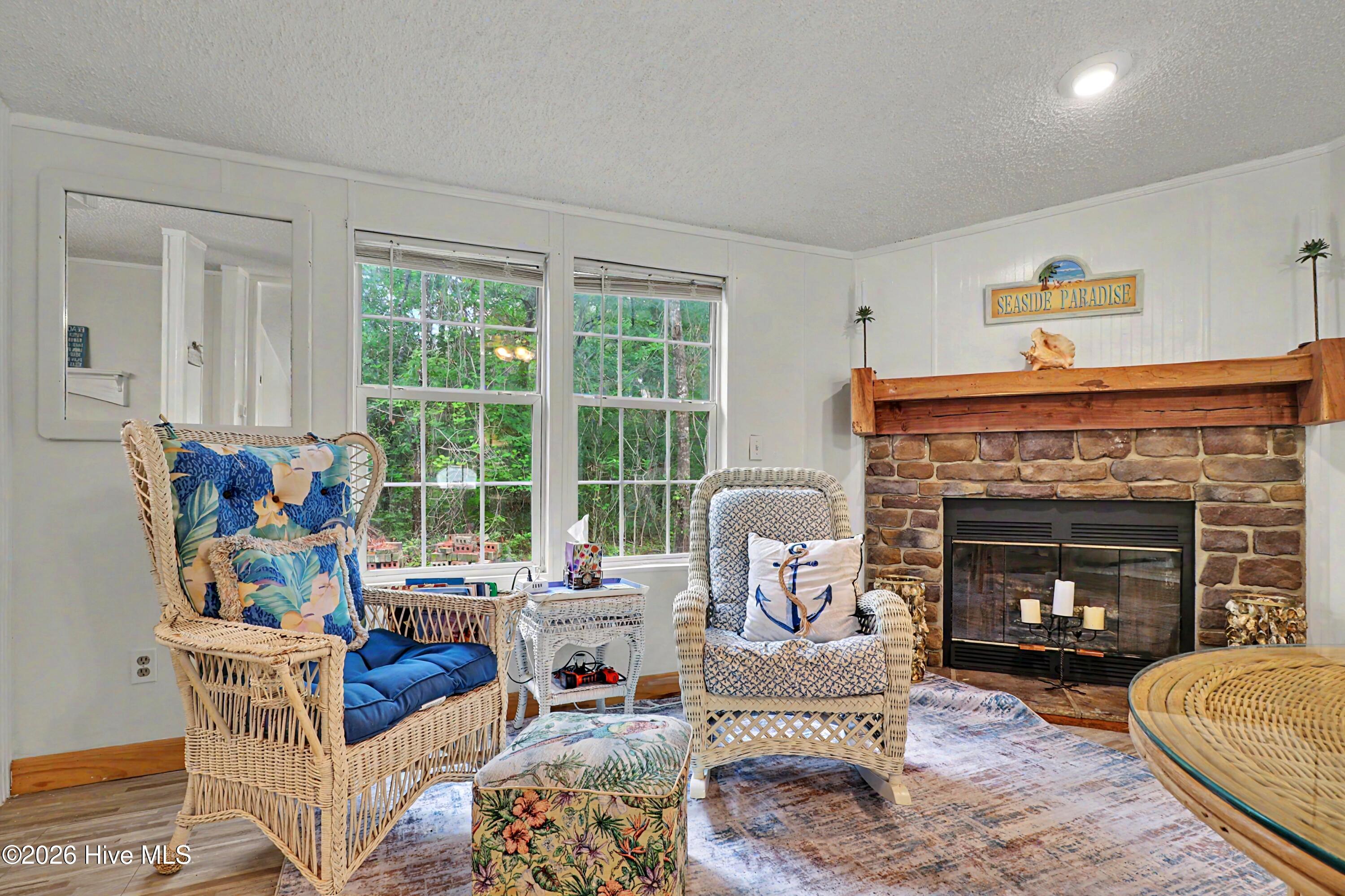 2271 Bob White Road SW